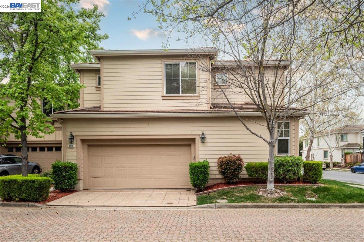 Detail Gallery Image 6 of 50 For 107 Limestone Cmn, Livermore,  CA 94550 - 3 Beds | 3 Baths