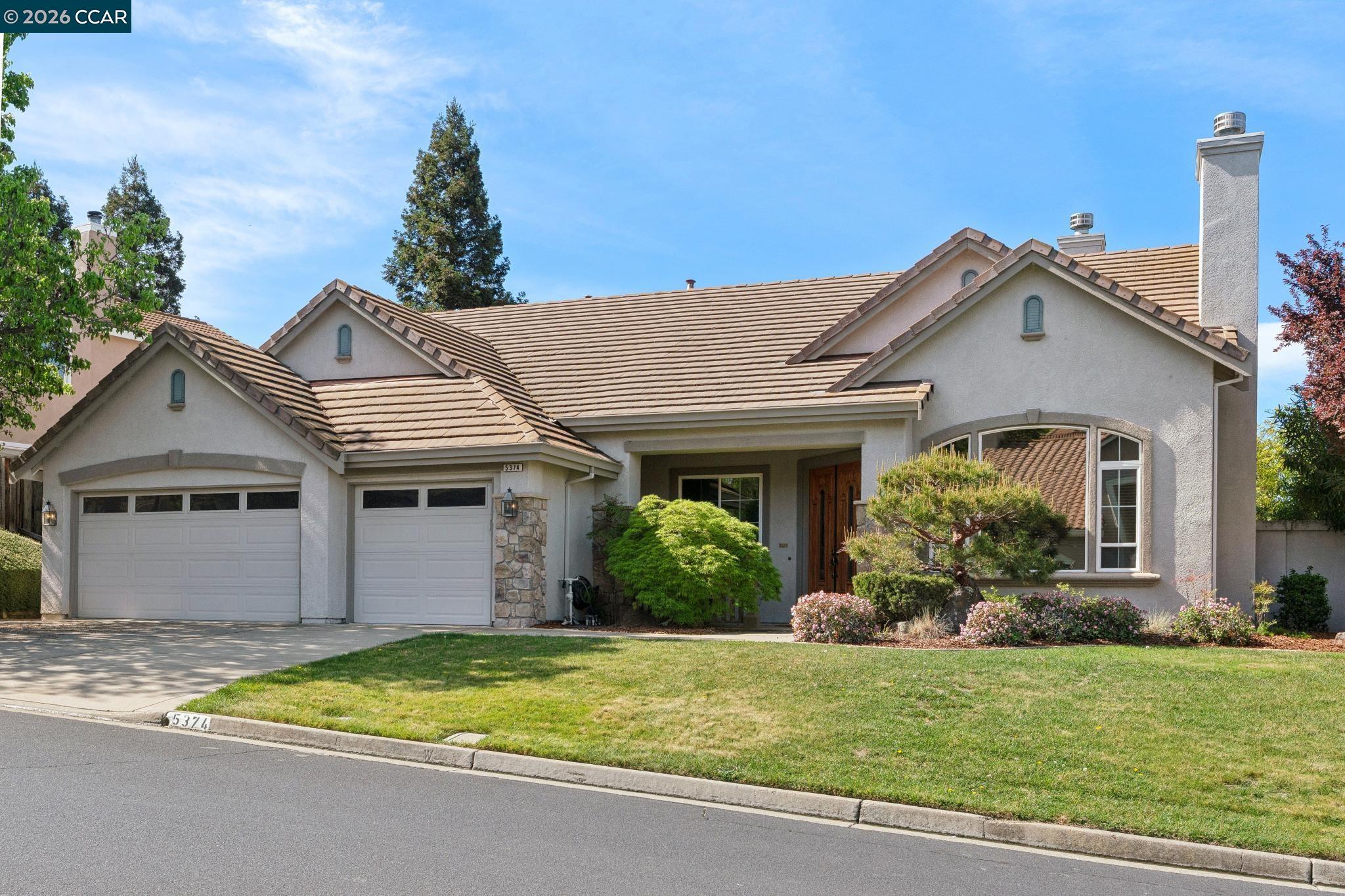 Detail Gallery Image 2 of 51 For 5374 Fernbank Dr, Concord,  CA 94521 - 4 Beds | 2 Baths