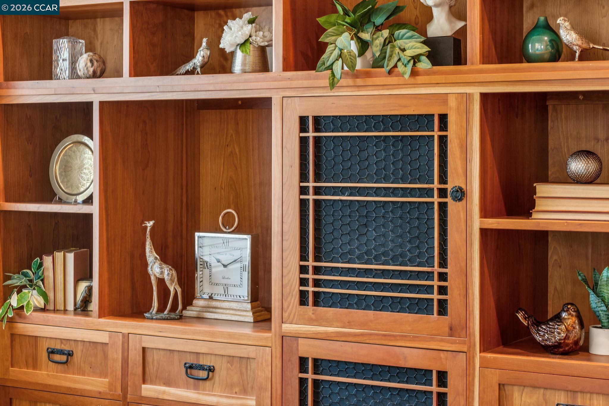 Detail Gallery Image 21 of 51 For 5374 Fernbank Dr, Concord,  CA 94521 - 4 Beds | 2 Baths