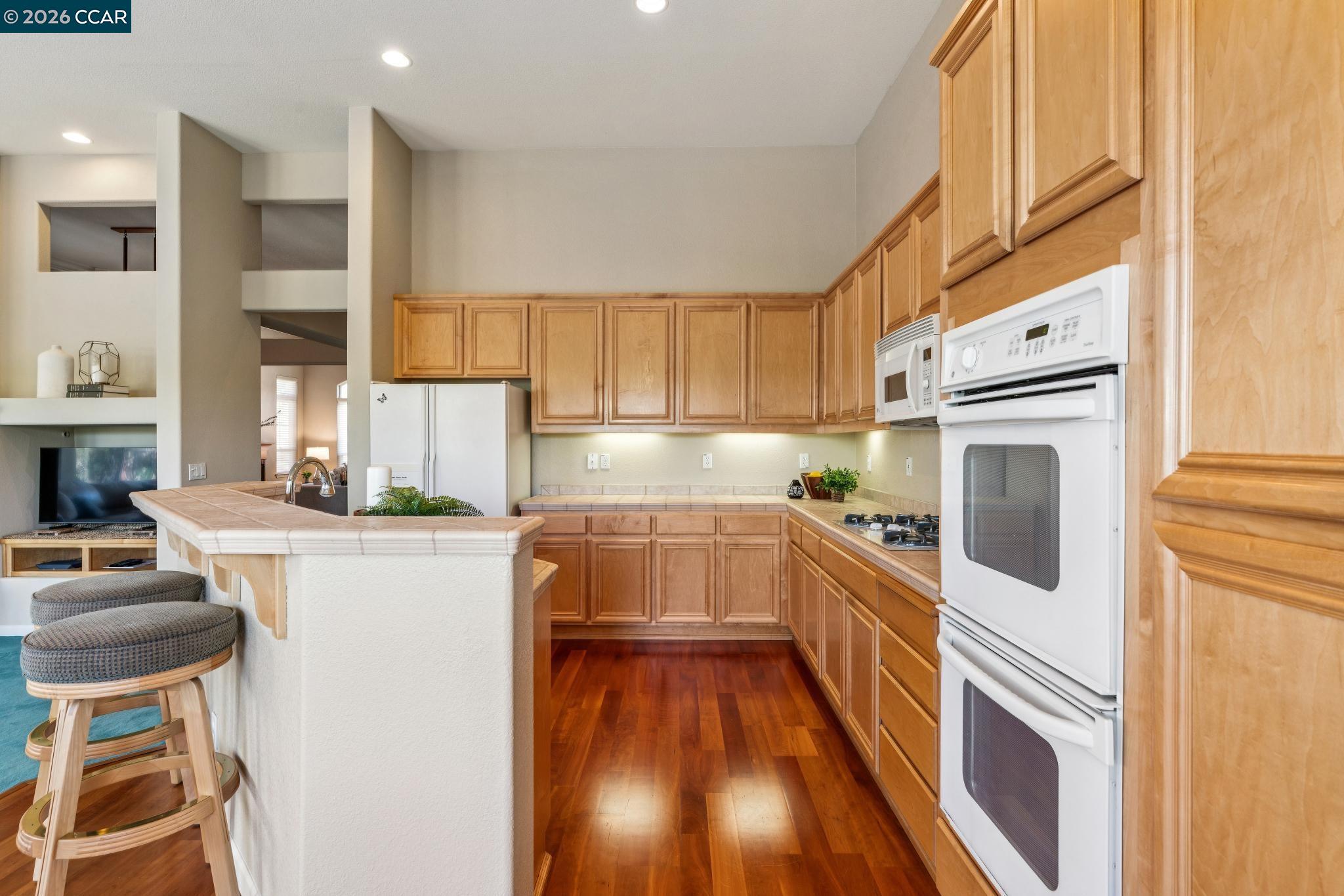 Detail Gallery Image 27 of 51 For 5374 Fernbank Dr, Concord,  CA 94521 - 4 Beds | 2 Baths