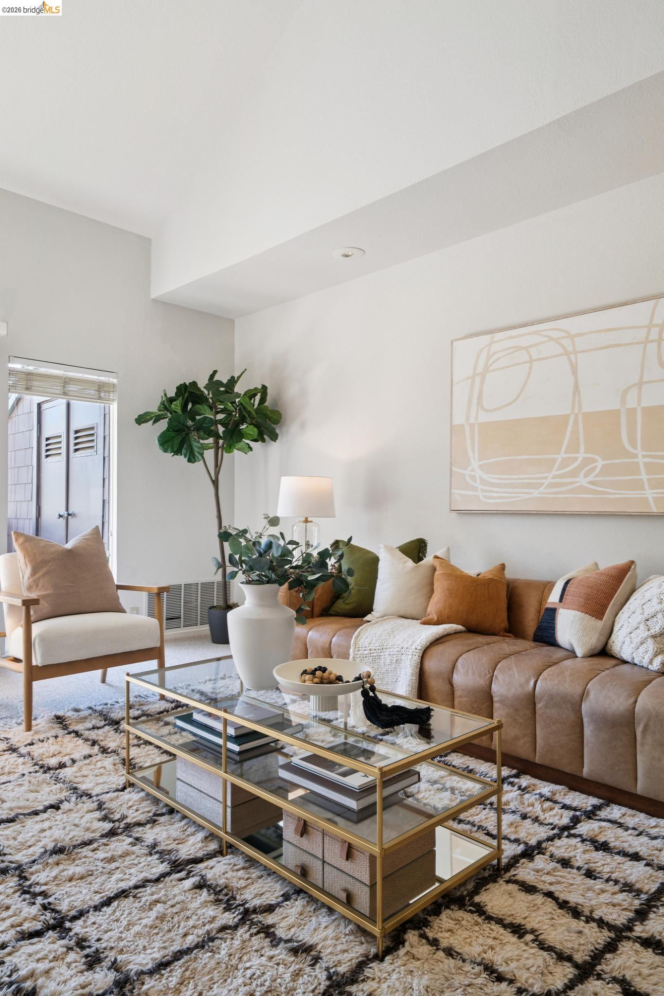 Photo #5: 41128616 Listing: Photo #5