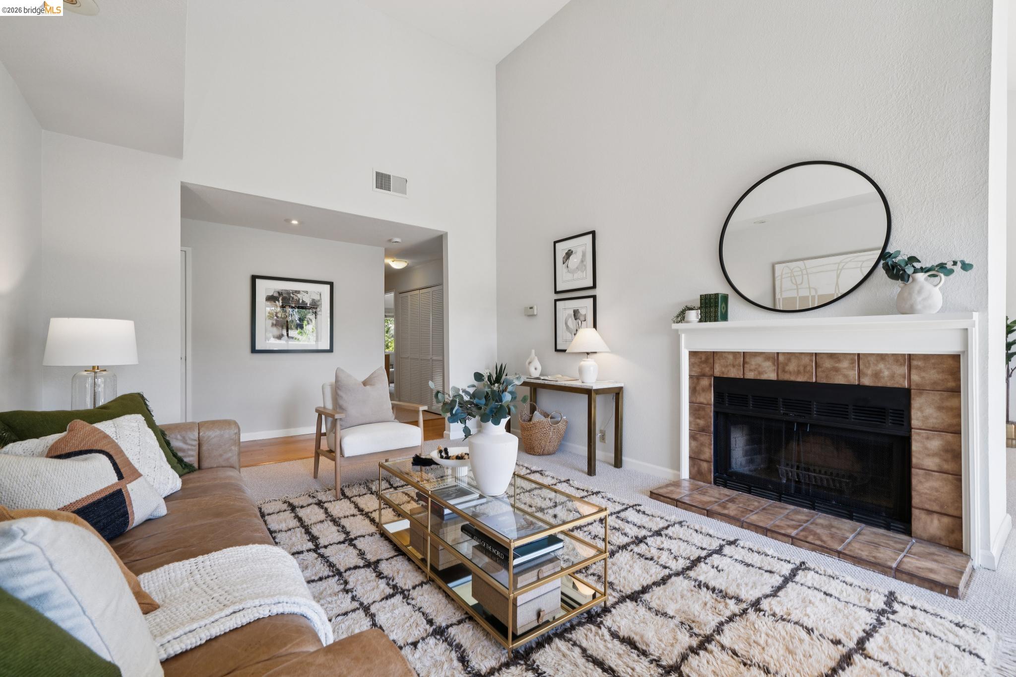 Photo #6: 41128616 Listing: Photo #6