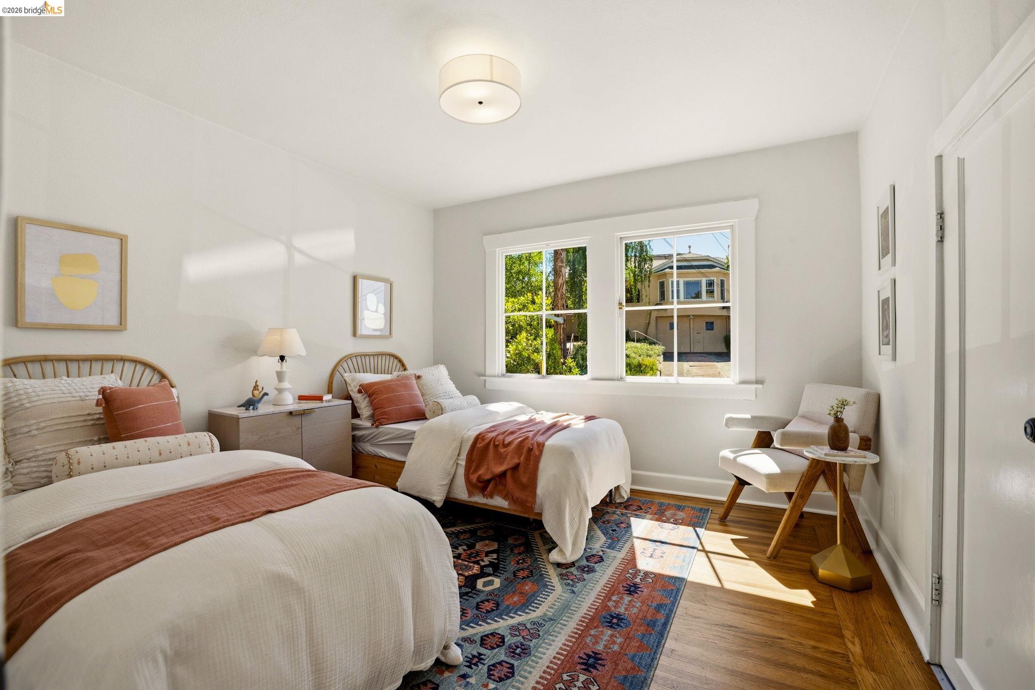 Detail Gallery Image 26 of 54 For 700 Calmar Ave., Oakland,  CA 94610 - 4 Beds | 3 Baths