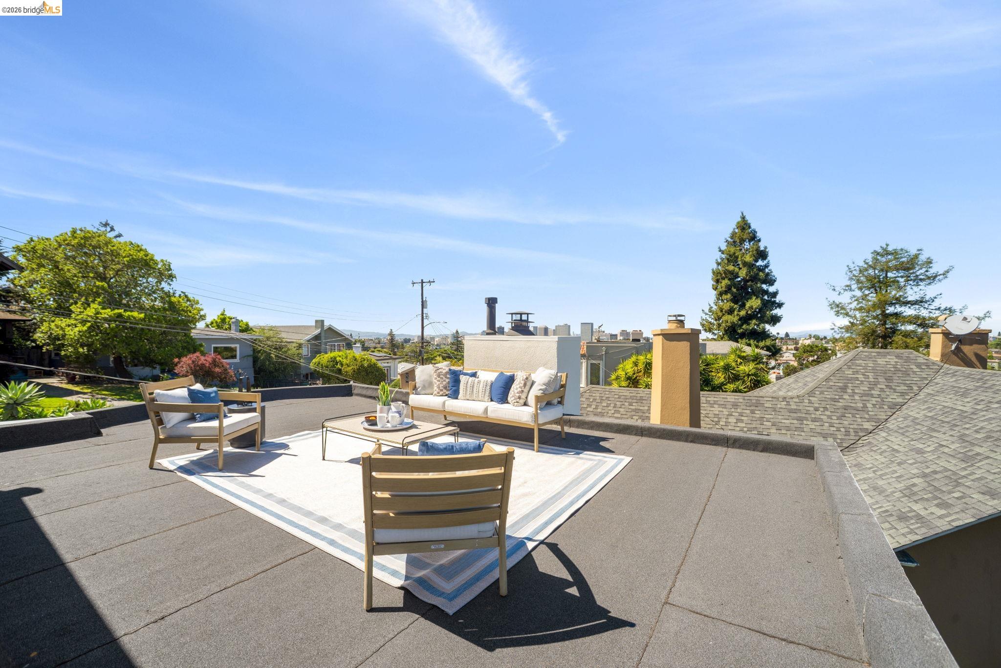 Detail Gallery Image 45 of 54 For 700 Calmar Ave., Oakland,  CA 94610 - 4 Beds | 3 Baths