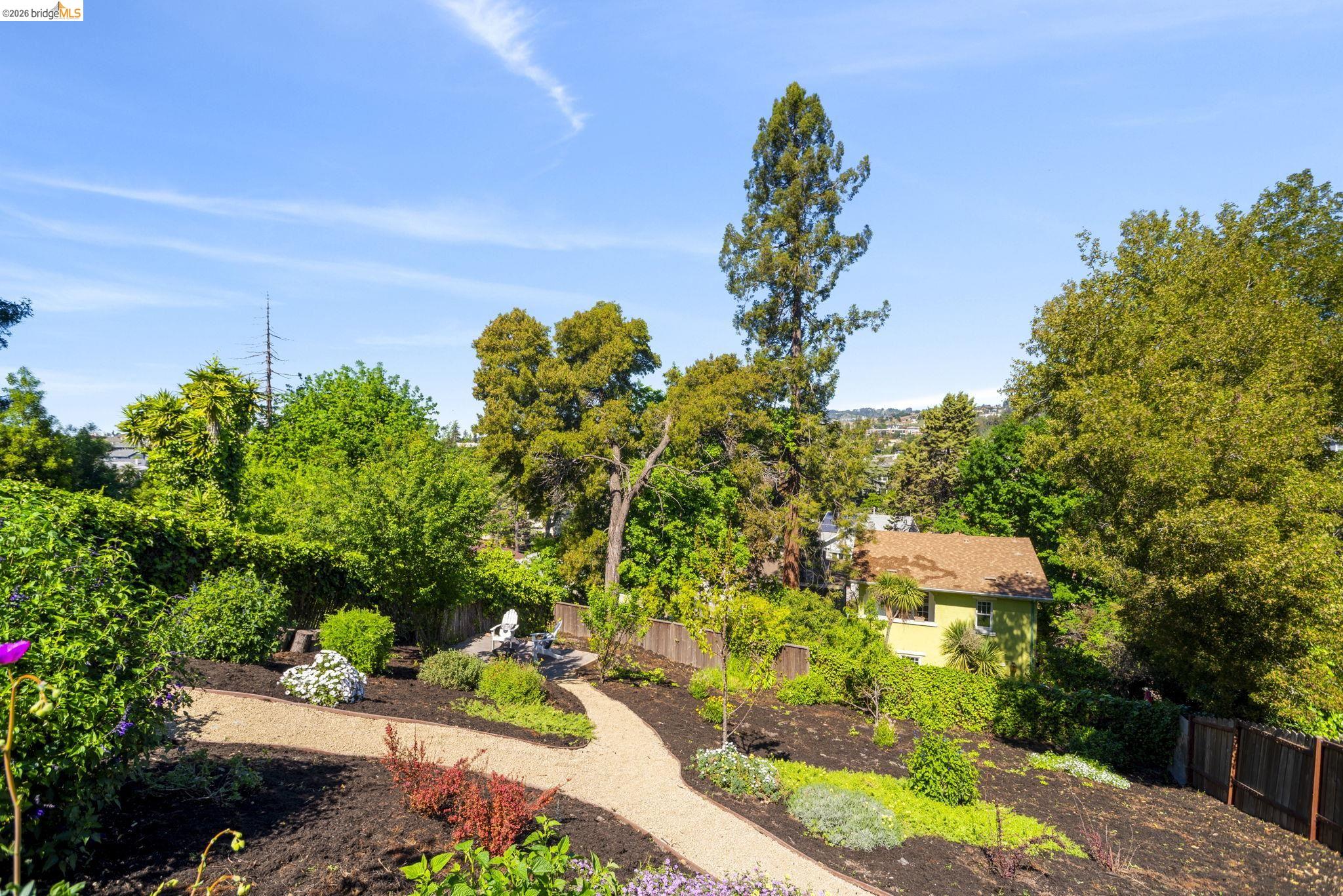 Detail Gallery Image 51 of 54 For 700 Calmar Ave., Oakland,  CA 94610 - 4 Beds | 3 Baths