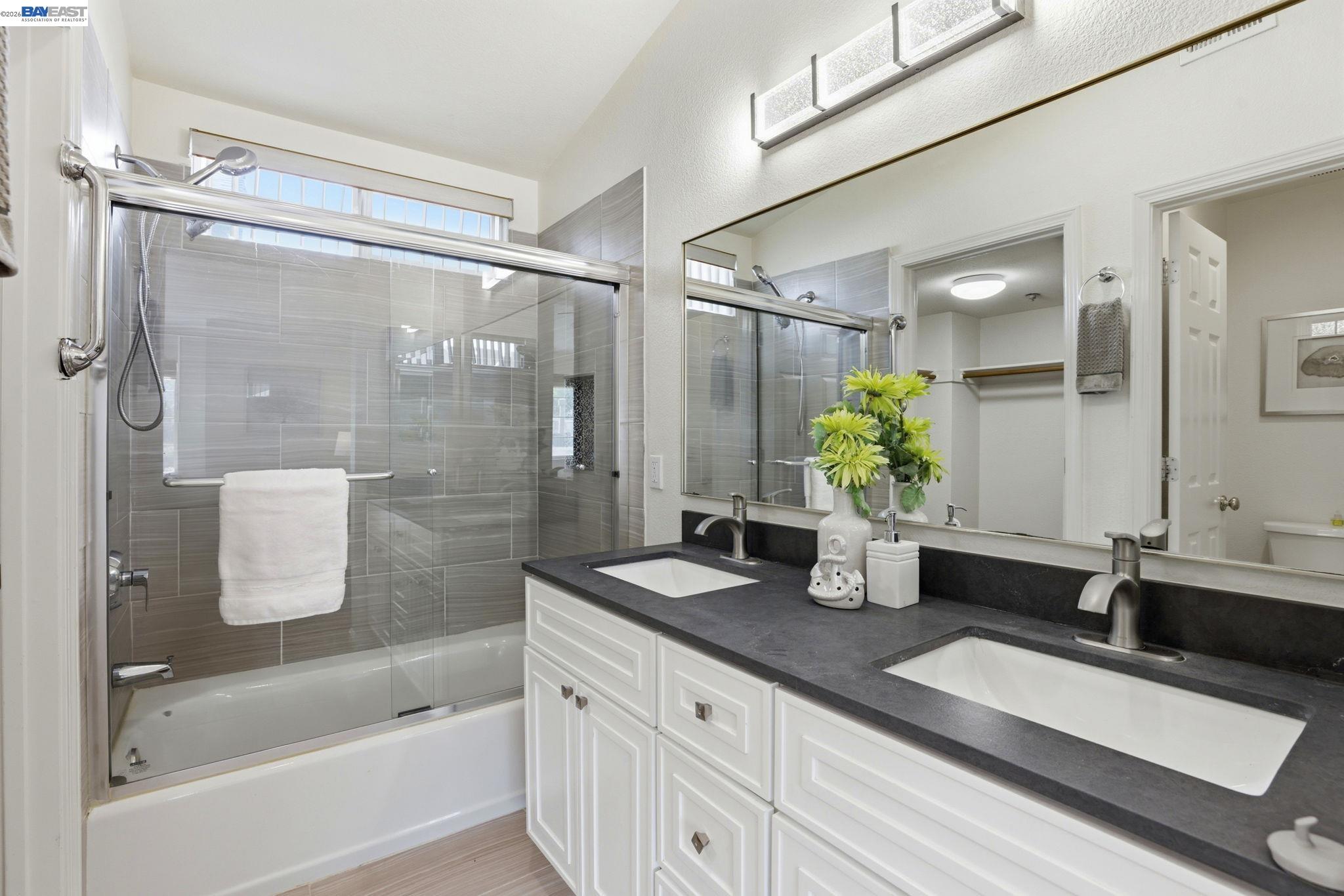 Detail Gallery Image 19 of 34 For 7318 Bower Ln, Dublin,  CA 94568 - 3 Beds | 2/1 Baths