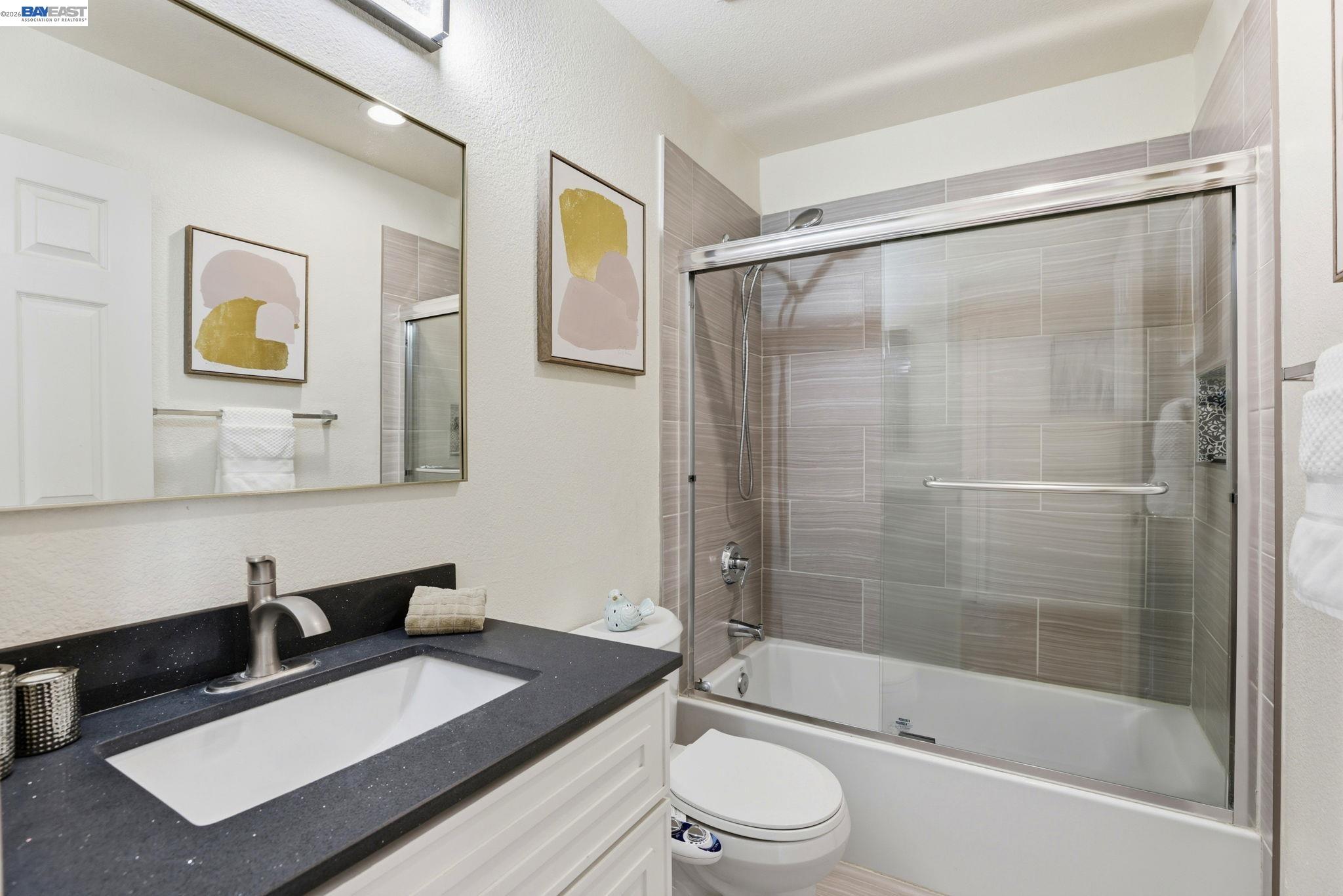 Detail Gallery Image 25 of 34 For 7318 Bower Ln, Dublin,  CA 94568 - 3 Beds | 2/1 Baths