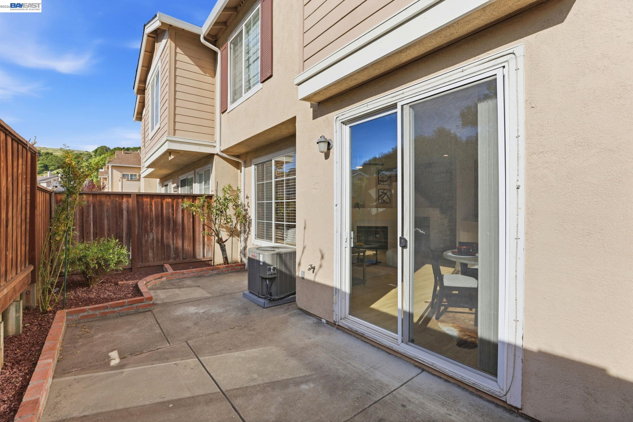 Detail Gallery Image 29 of 34 For 7318 Bower Ln, Dublin,  CA 94568 - 3 Beds | 2/1 Baths