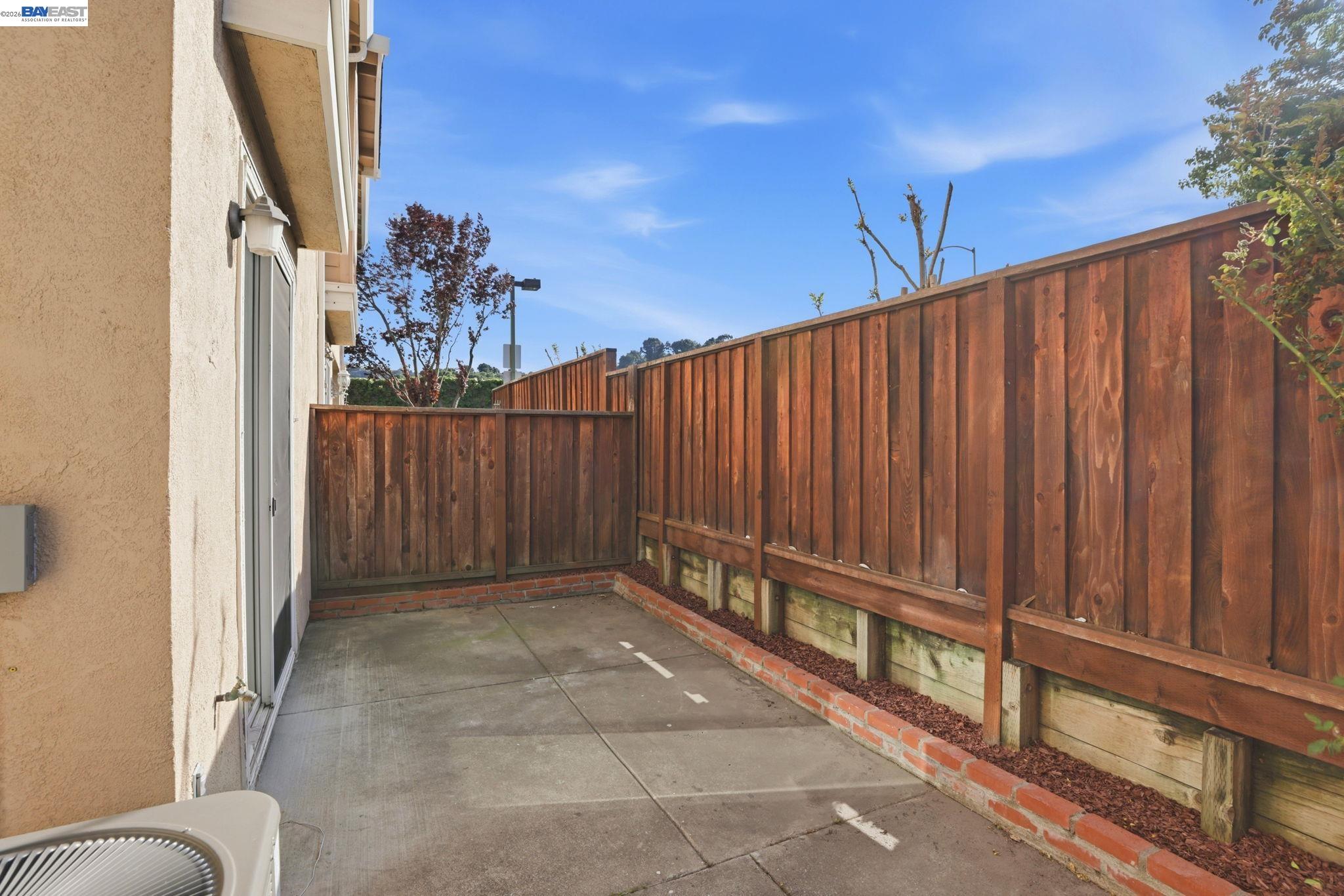 Detail Gallery Image 31 of 34 For 7318 Bower Ln, Dublin,  CA 94568 - 3 Beds | 2/1 Baths