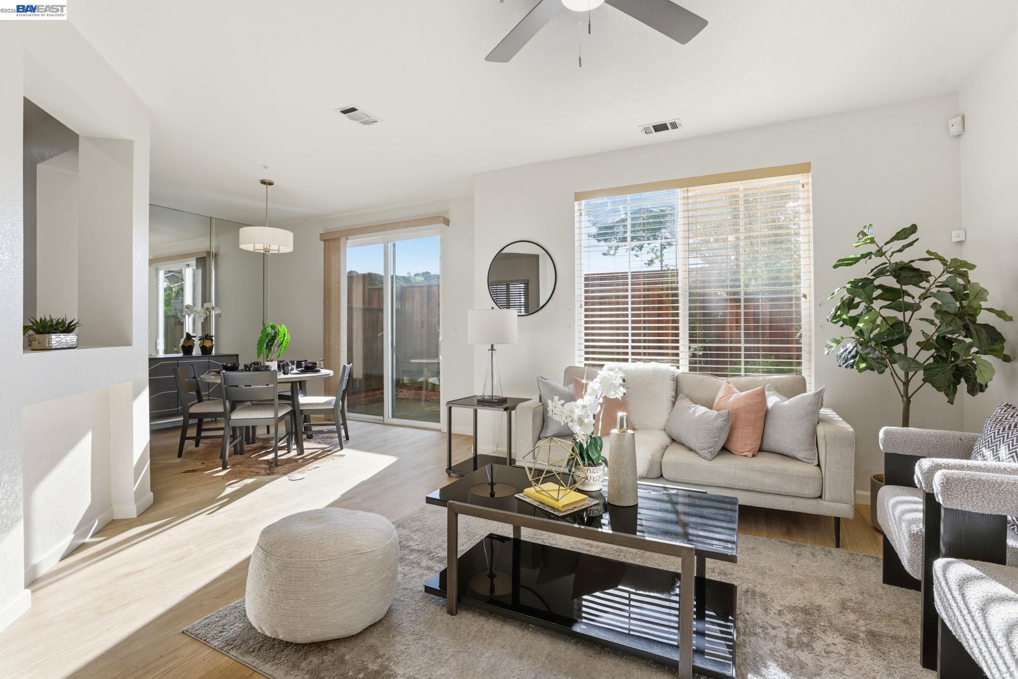 Detail Gallery Image 7 of 34 For 7318 Bower Ln, Dublin,  CA 94568 - 3 Beds | 2/1 Baths