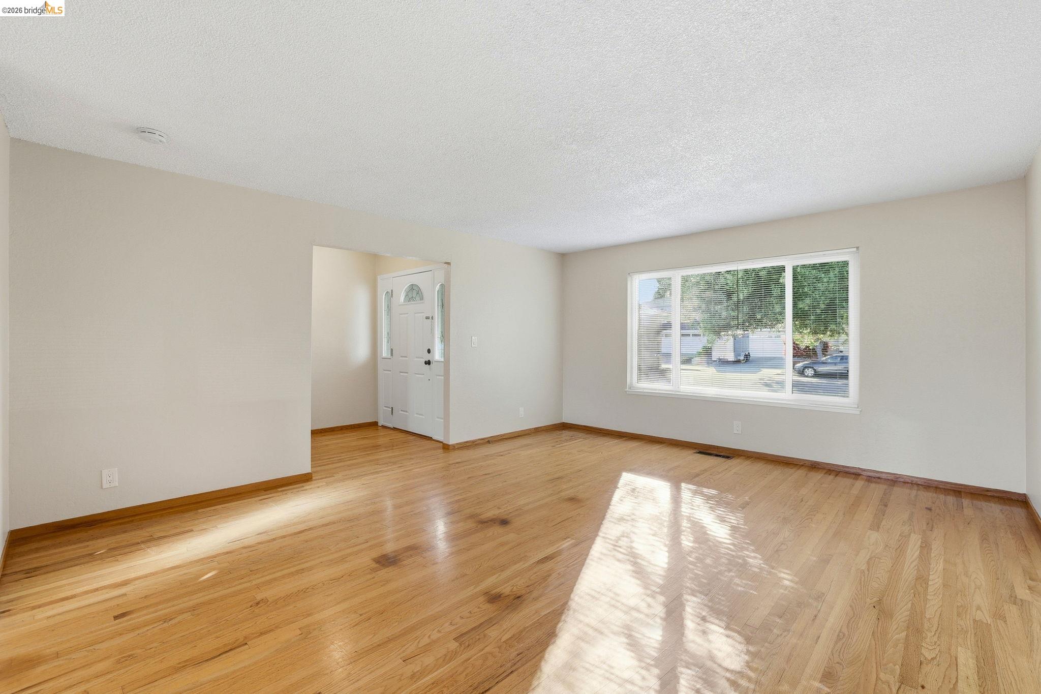 Detail Gallery Image 19 of 54 For 518 Churchill Park Dr, San Jose,  CA 95136 - 5 Beds | 3 Baths