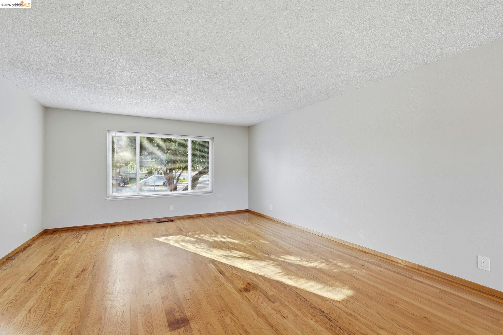 Detail Gallery Image 20 of 54 For 518 Churchill Park Dr, San Jose,  CA 95136 - 5 Beds | 3 Baths