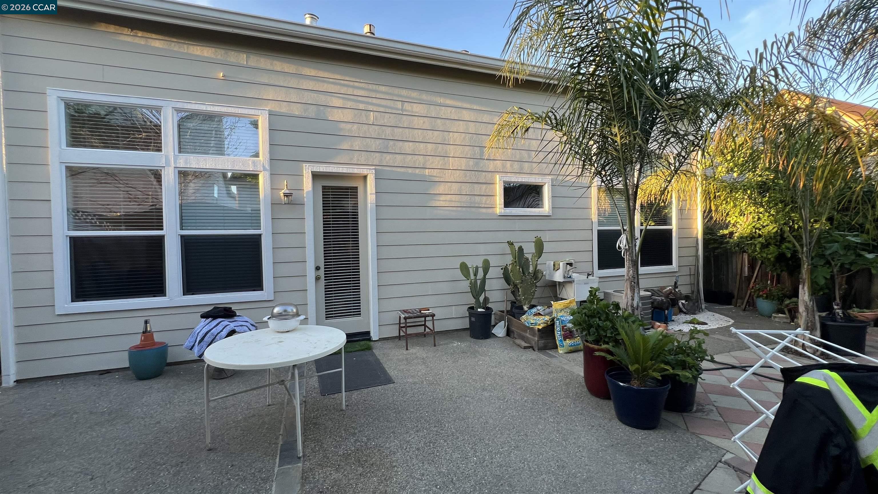 Detail Gallery Image 18 of 27 For 2512 Covelline St., Santa Rosa,  CA 95407 - 3 Beds | 2/1 Baths