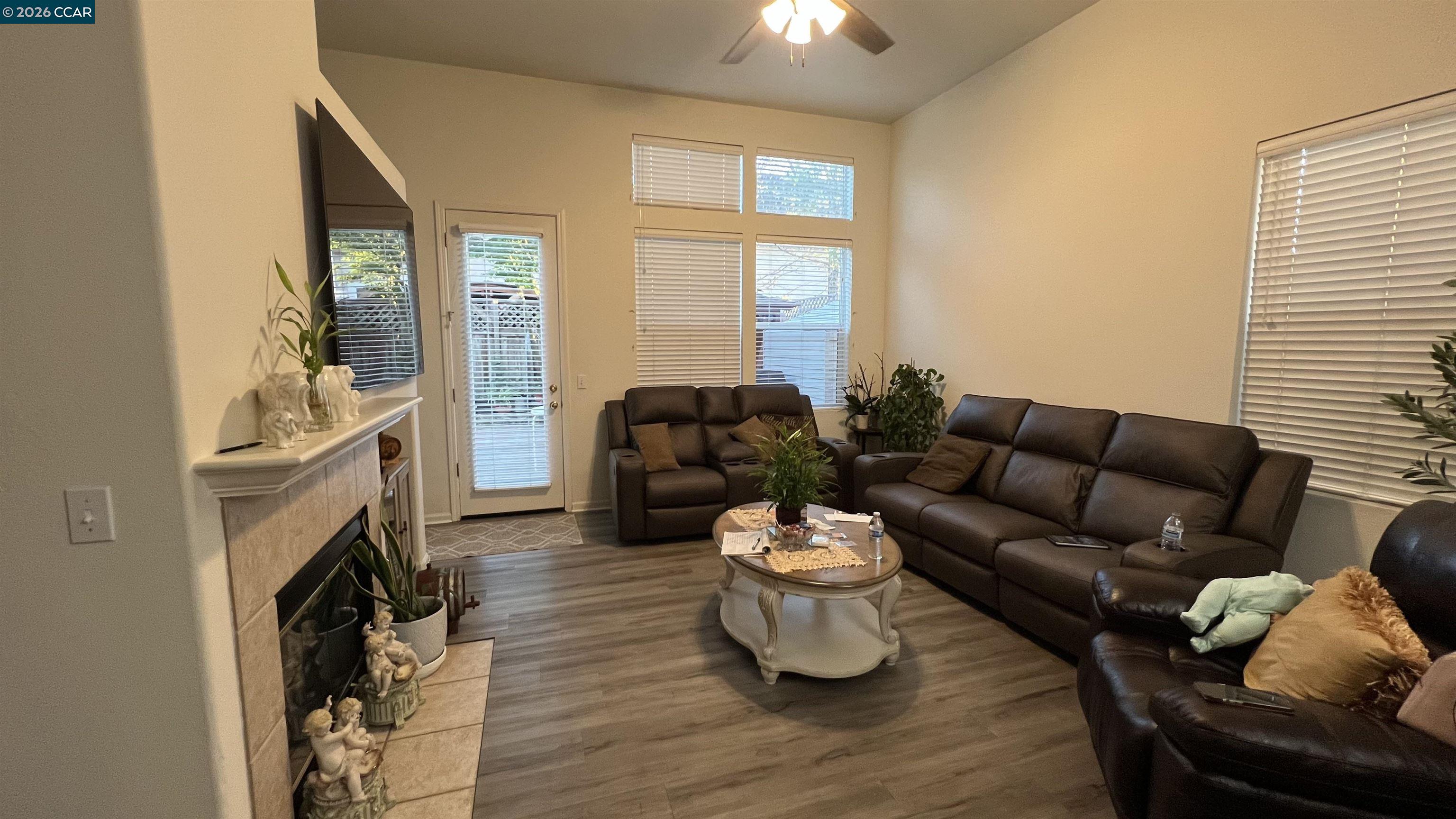 Detail Gallery Image 21 of 27 For 2512 Covelline St., Santa Rosa,  CA 95407 - 3 Beds | 2/1 Baths