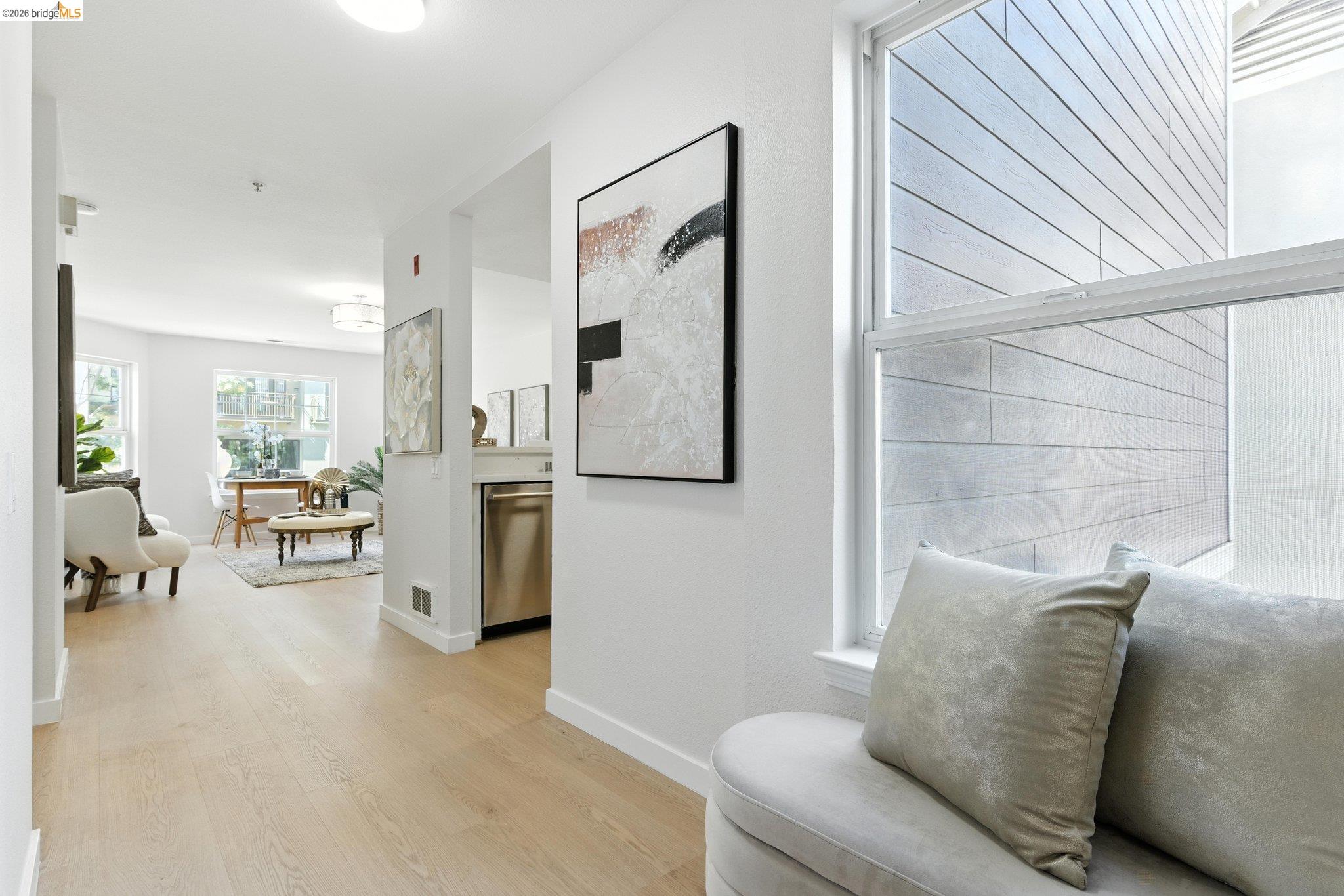 Detail Gallery Image 14 of 35 For 555 10th Street #201,  Oakland,  CA 94607 - 2 Beds | 2 Baths