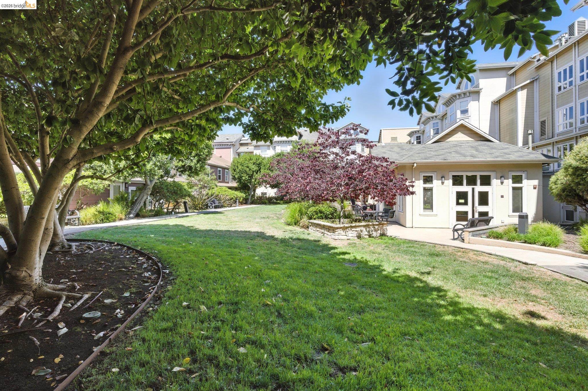 Detail Gallery Image 26 of 35 For 555 10th Street #201,  Oakland,  CA 94607 - 2 Beds | 2 Baths