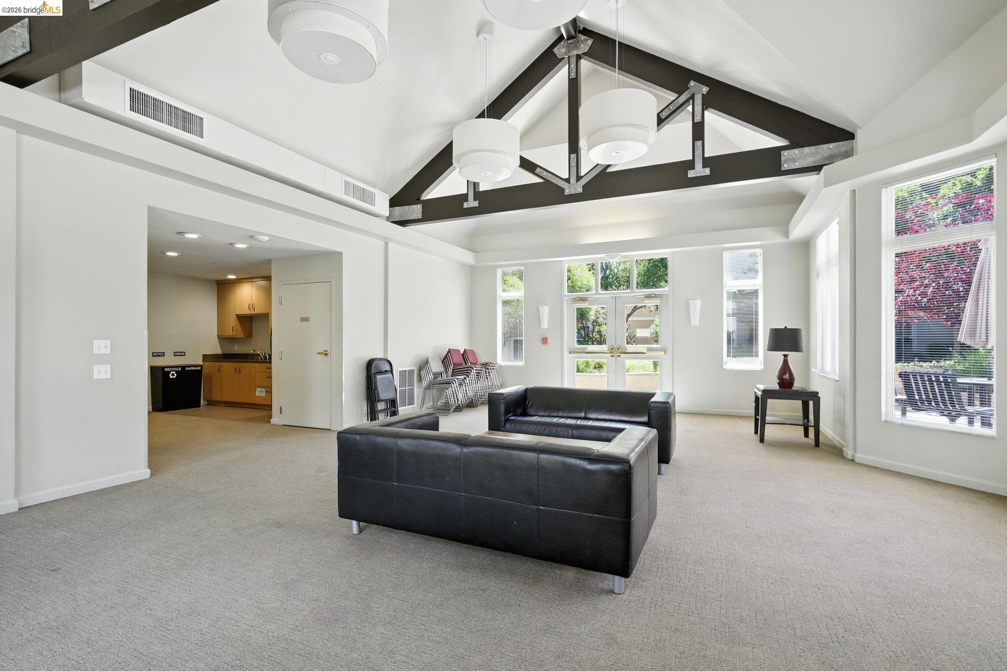 Detail Gallery Image 27 of 35 For 555 10th Street #201,  Oakland,  CA 94607 - 2 Beds | 2 Baths