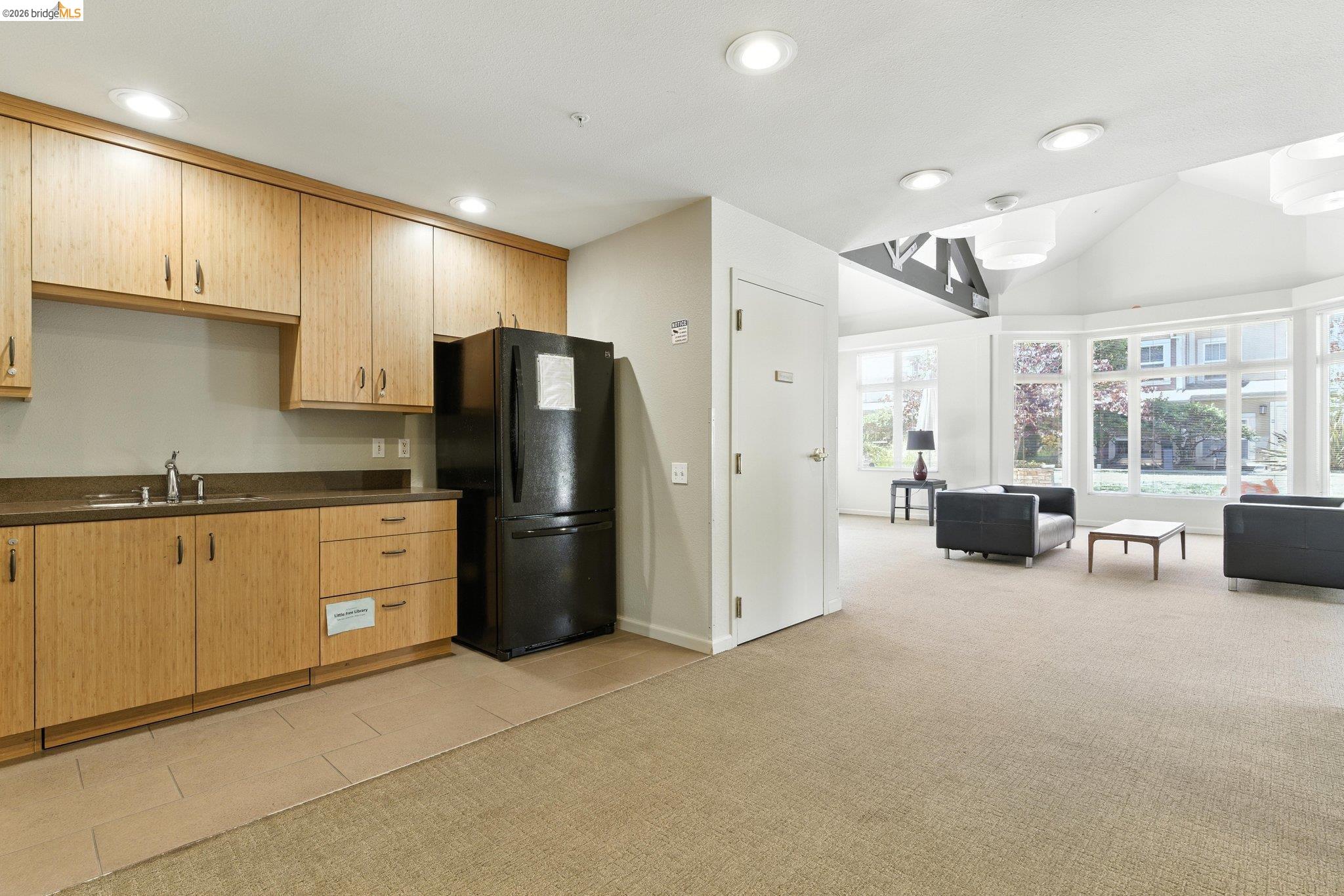 Detail Gallery Image 28 of 35 For 555 10th Street #201,  Oakland,  CA 94607 - 2 Beds | 2 Baths