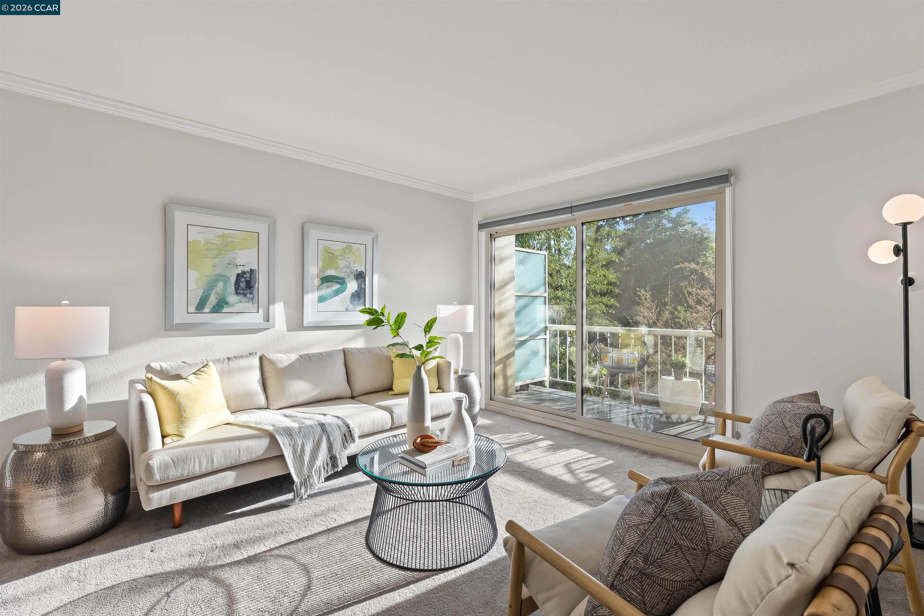 Detail Gallery Image 7 of 23 For 590 El Dorado Ave #214,  Oakland,  CA 94611 - 1 Beds | 1 Baths