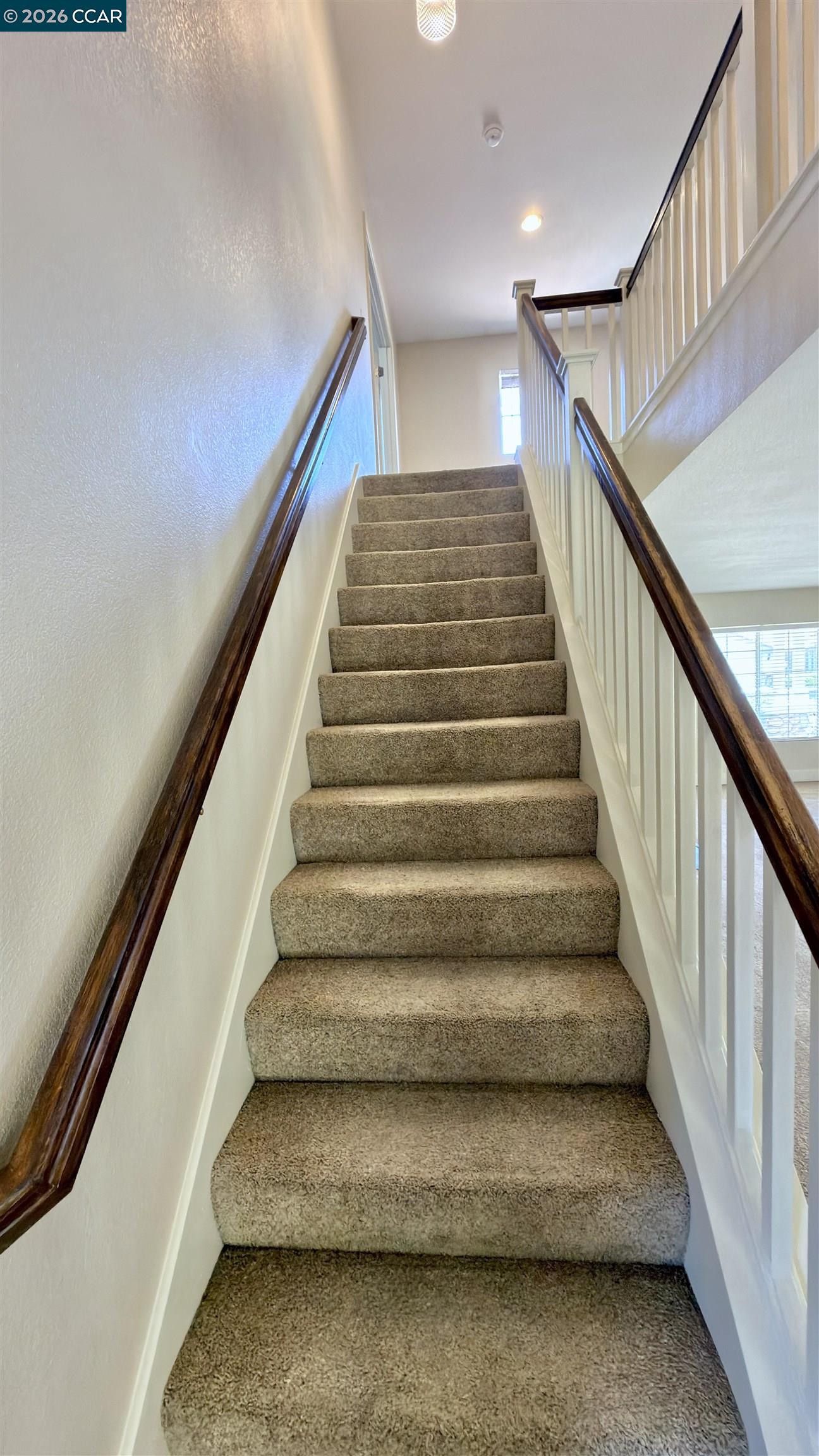 Detail Gallery Image 11 of 33 For 5104 Trailridge Ct, Antioch,  CA 94531 - 4 Beds | 2/1 Baths