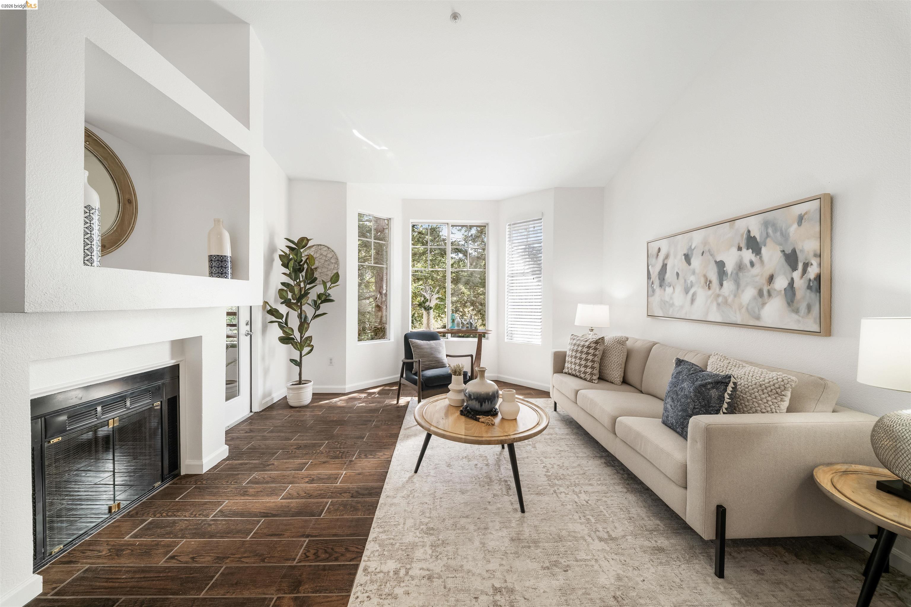 Detail Gallery Image 15 of 40 For 280 Caldecott #321,  Oakland,  CA 94618 - 1 Beds | 1 Baths