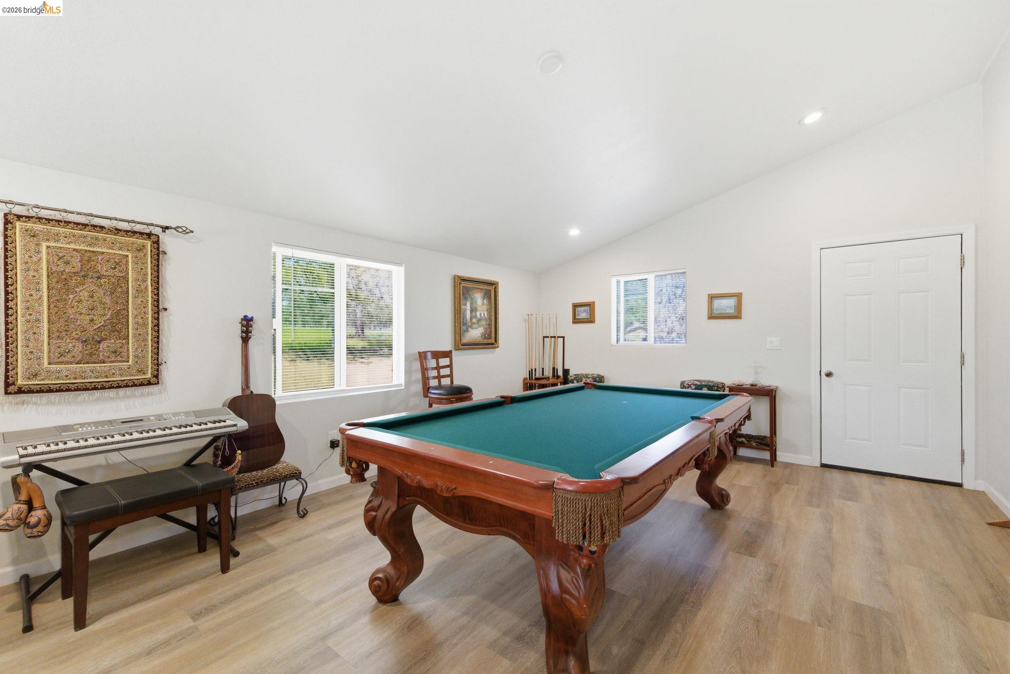 Detail Gallery Image 14 of 46 For 3045 Salmon Rd., Copperopolis,  CA 95228 - 2 Beds | 2 Baths