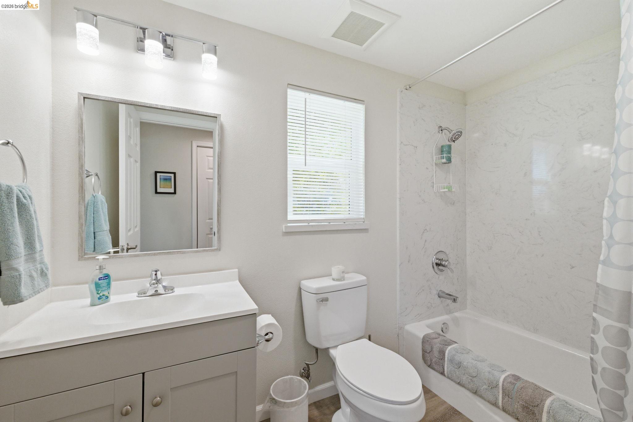 Detail Gallery Image 16 of 46 For 3045 Salmon Rd., Copperopolis,  CA 95228 - 2 Beds | 2 Baths