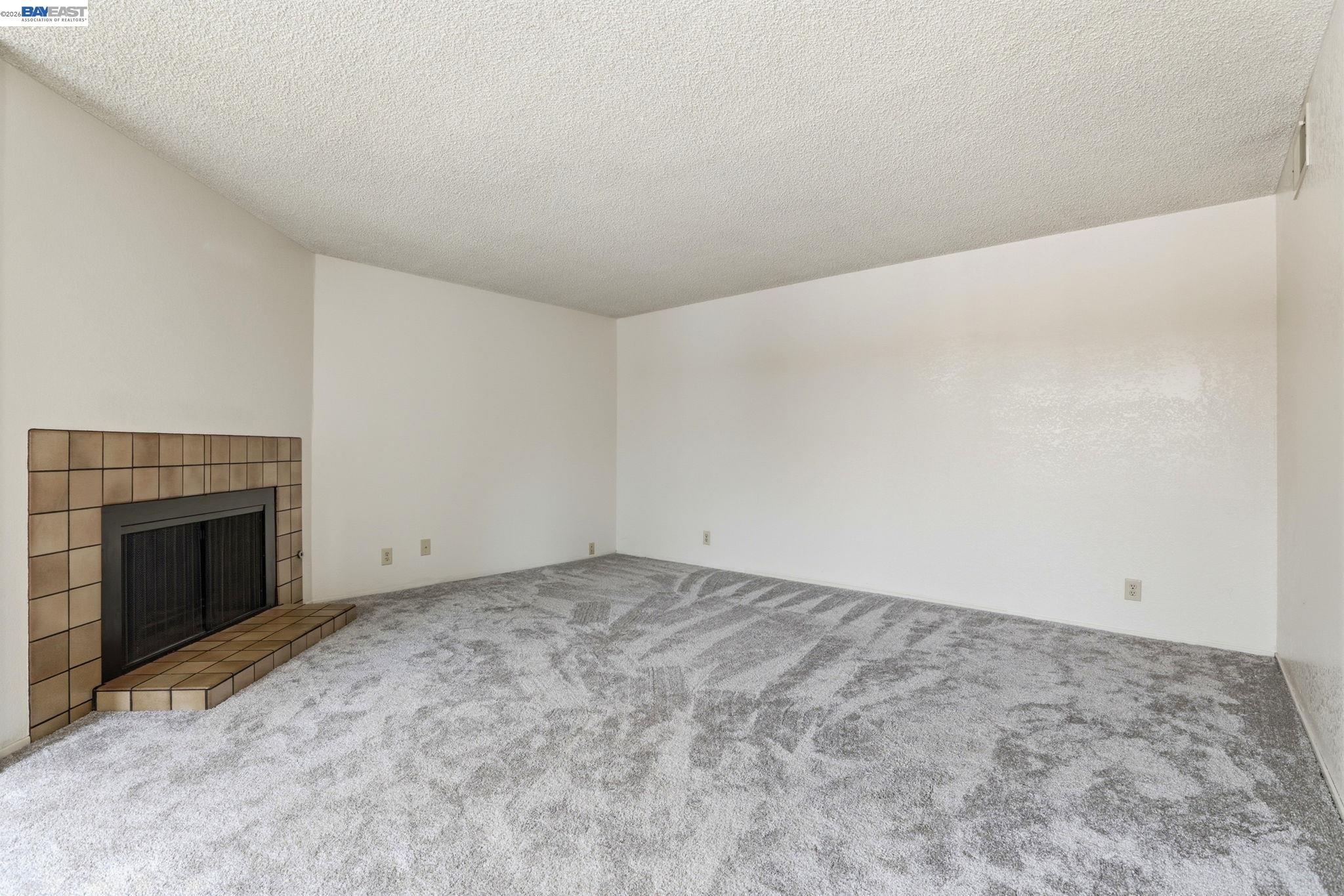 Detail Gallery Image 3 of 38 For 31213 Kimberly Ct, Union City,  CA 94587 - 3 Beds | 2/1 Baths