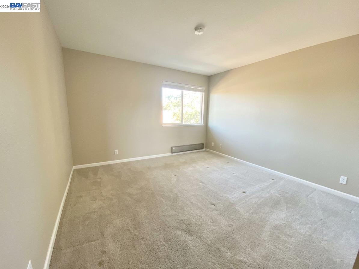 Photo #9: 41128639 Listing: Photo #9