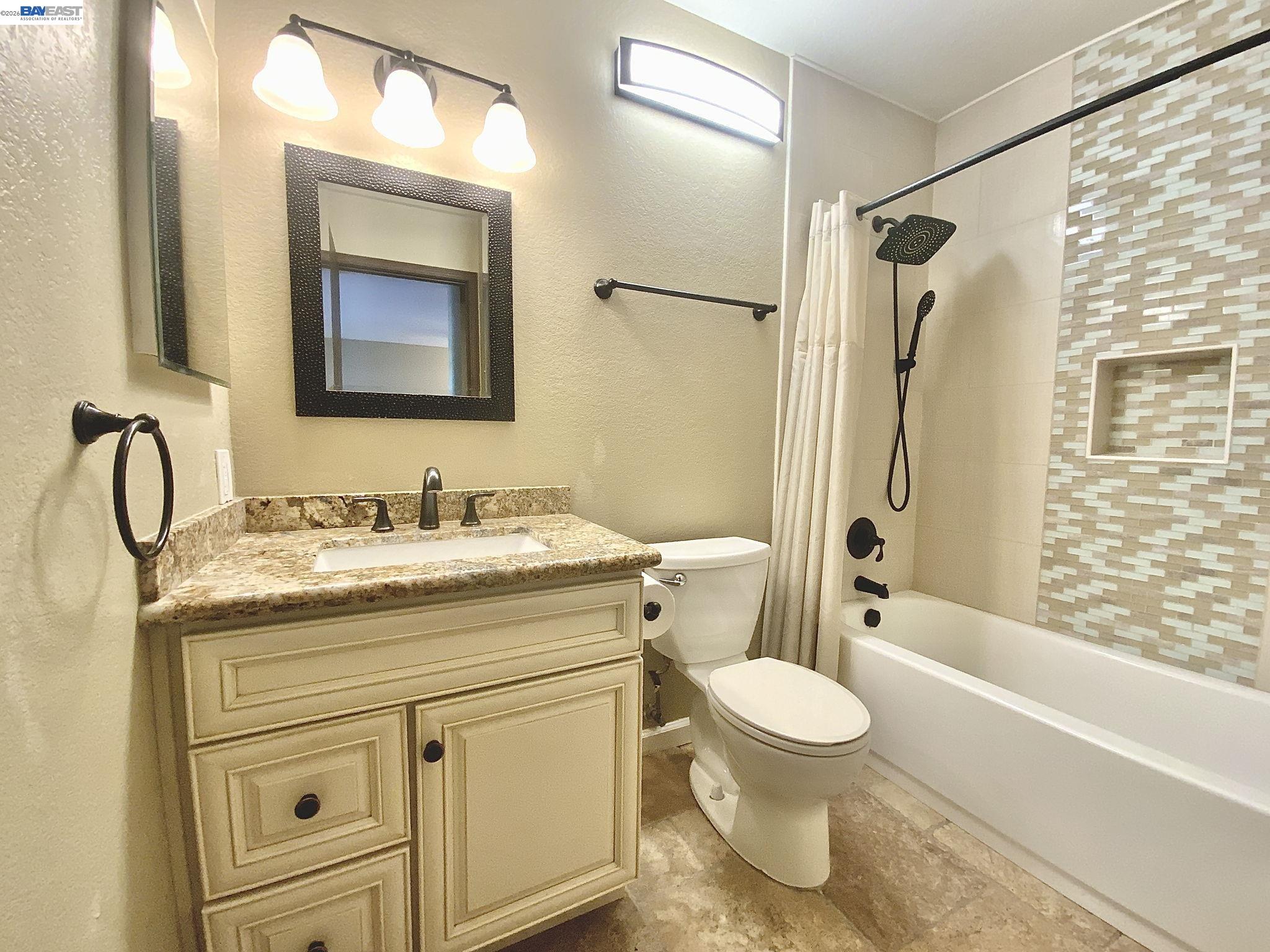 Photo #10: 41128639 Listing: Photo #10