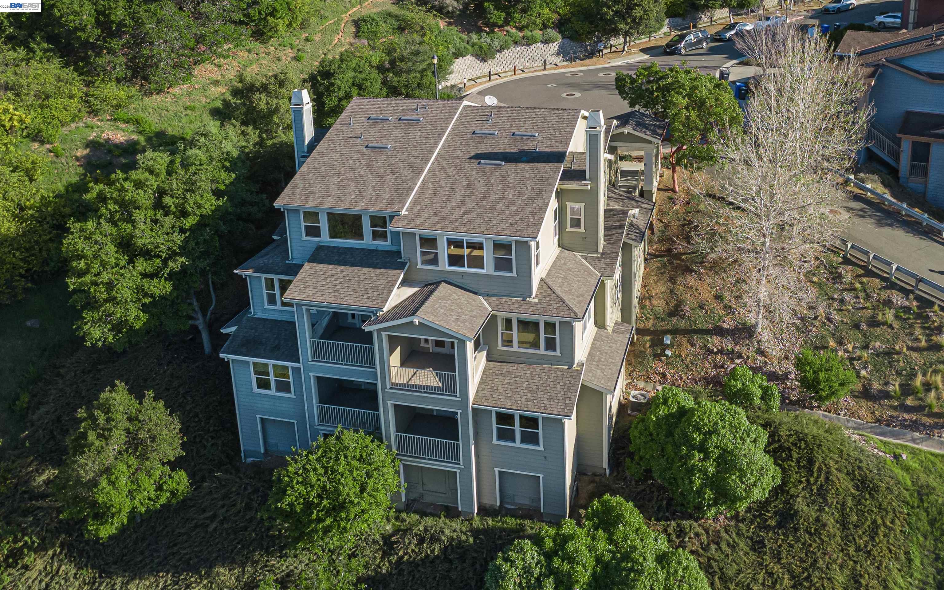 Detail Gallery Image 39 of 42 For 6401 Blue Rock Ct, Oakland,  CA 94605 - 3 Beds | 3/1 Baths