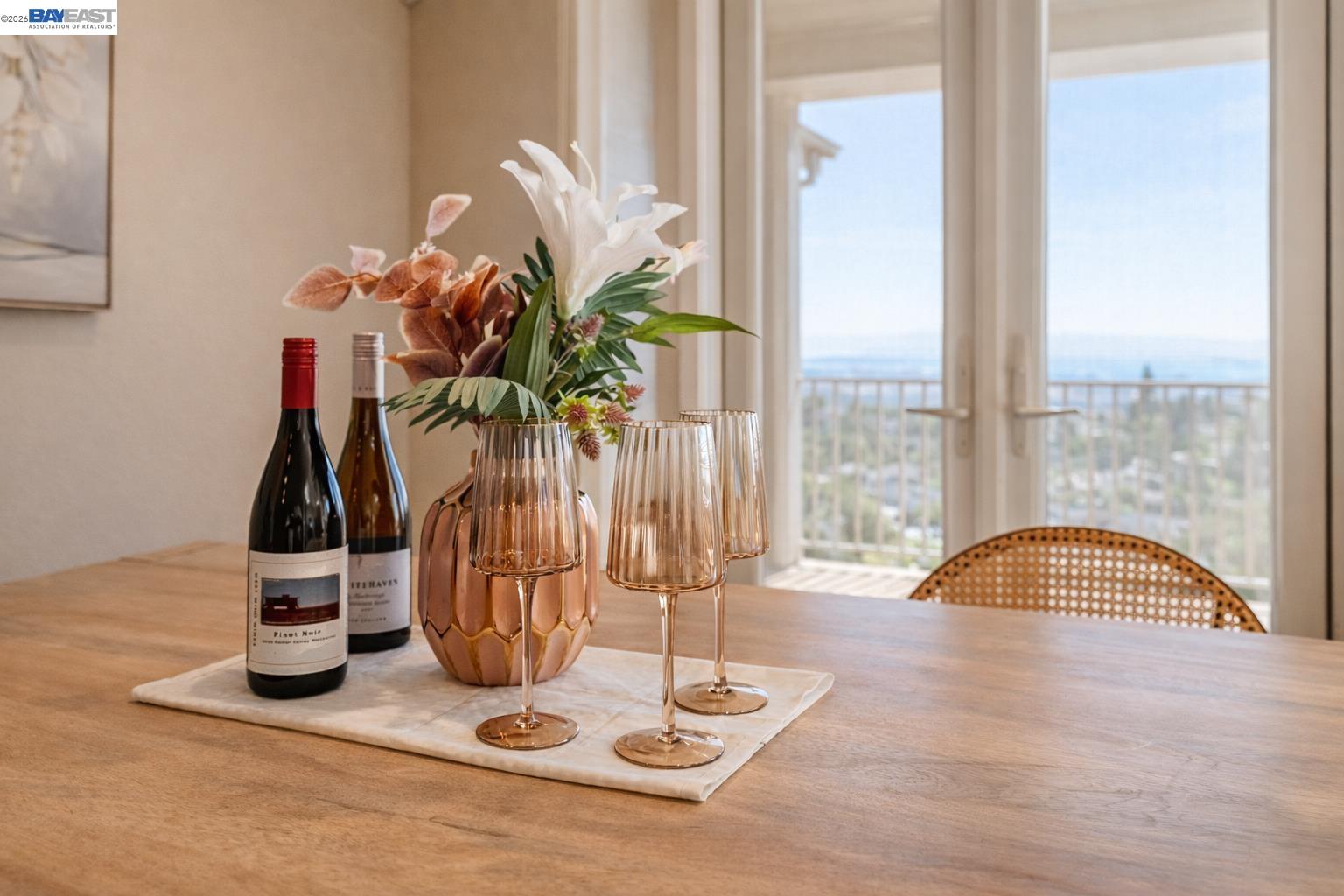 Detail Gallery Image 8 of 42 For 6401 Blue Rock Ct, Oakland,  CA 94605 - 3 Beds | 3/1 Baths