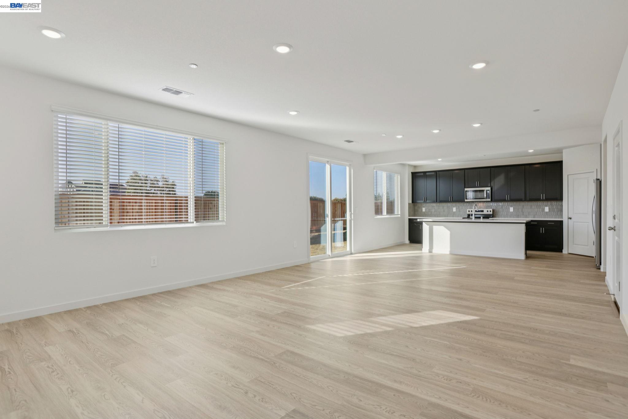 Detail Gallery Image 7 of 45 For 2311 Admiral Court, Brentwood,  CA 94513 - 4 Beds | 3 Baths