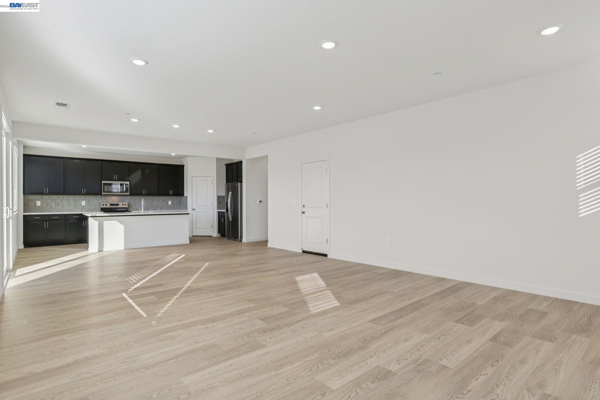 Detail Gallery Image 8 of 45 For 2311 Admiral Court, Brentwood,  CA 94513 - 4 Beds | 3 Baths