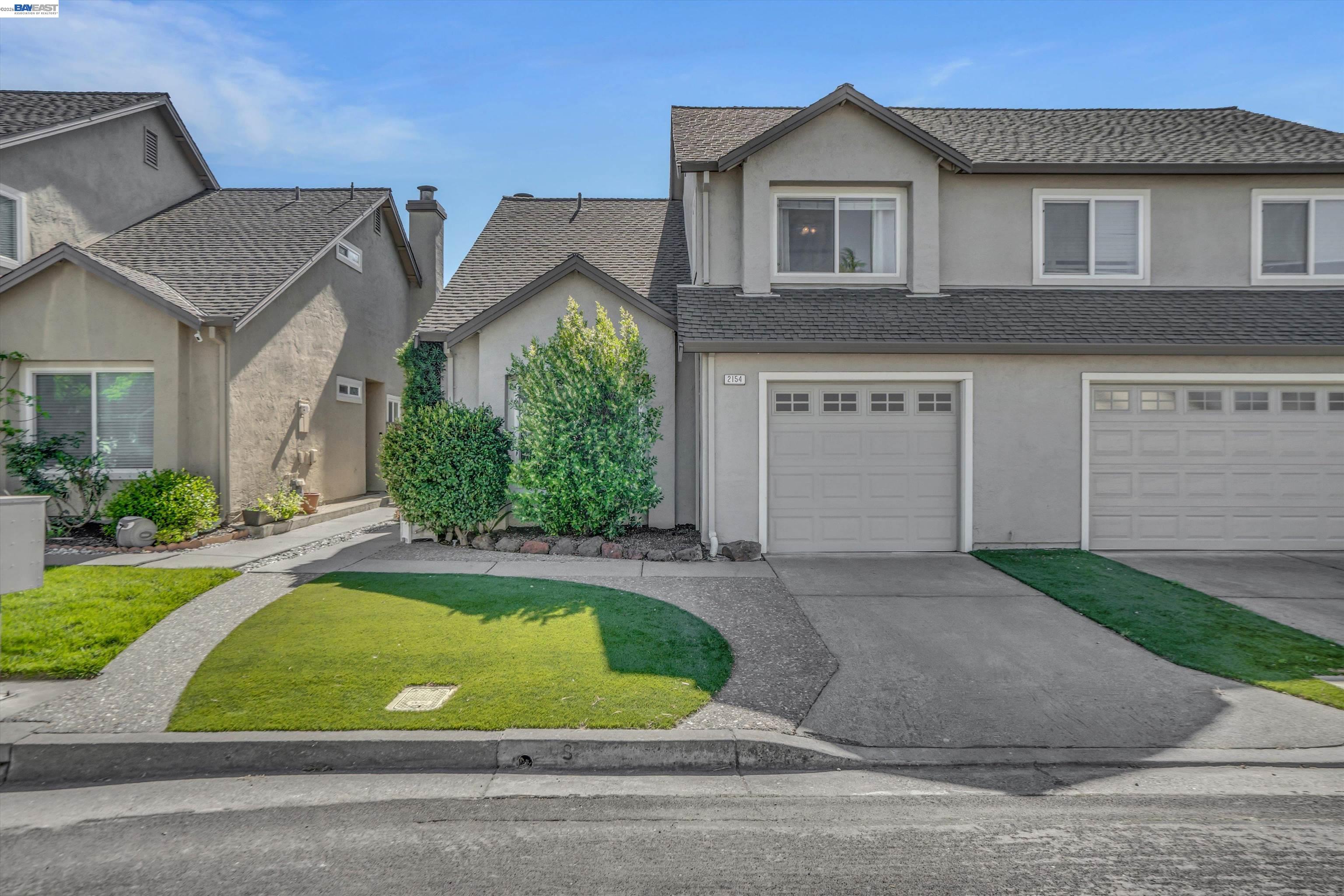 Detail Gallery Image 2 of 29 For 2154 Alexander Way, Pleasanton,  CA 94588 - 2 Beds | 2 Baths