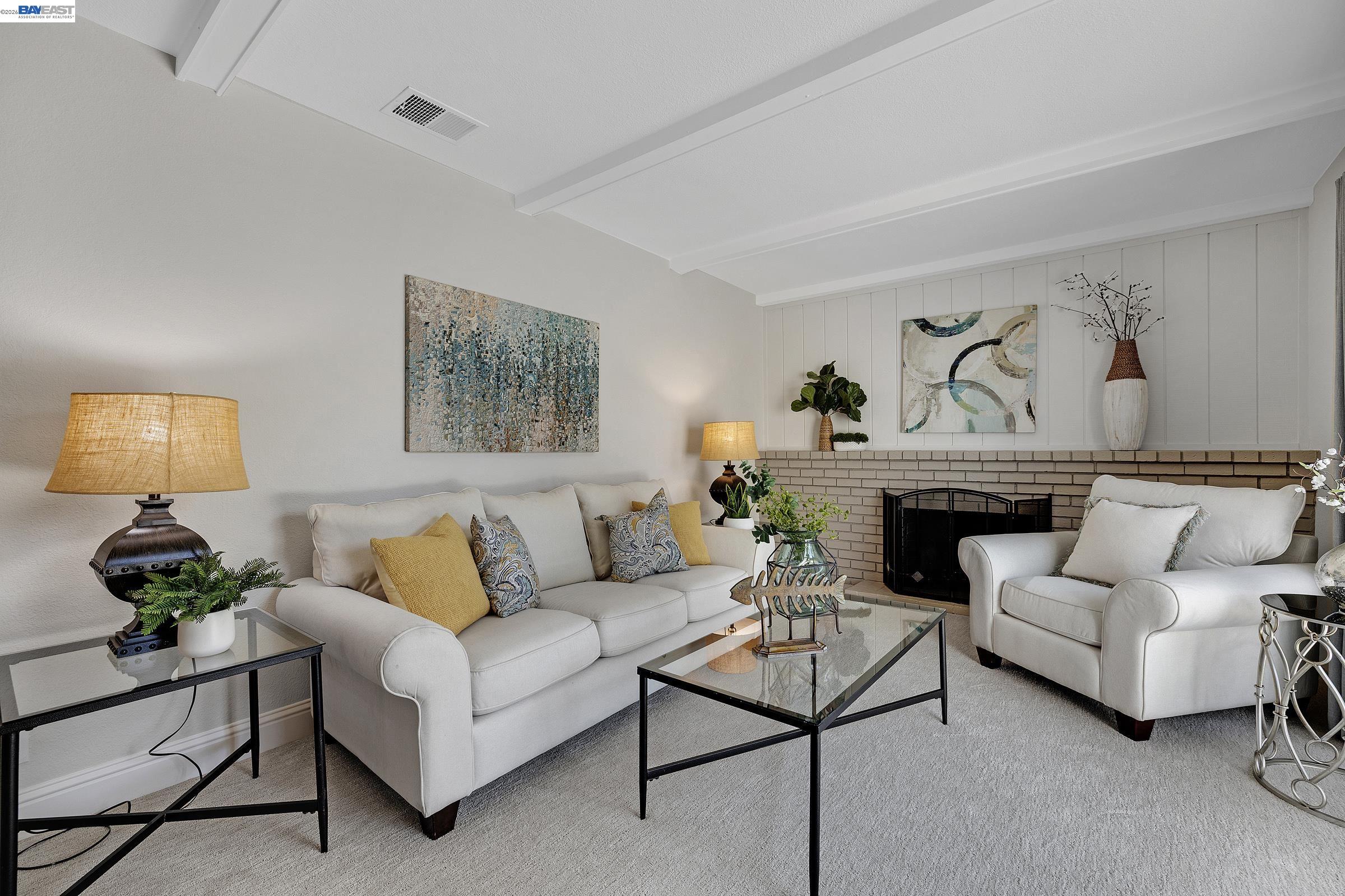 Detail Gallery Image 12 of 27 For 4061 Holland Dr, Pleasanton,  CA 94588 - 3 Beds | 2 Baths