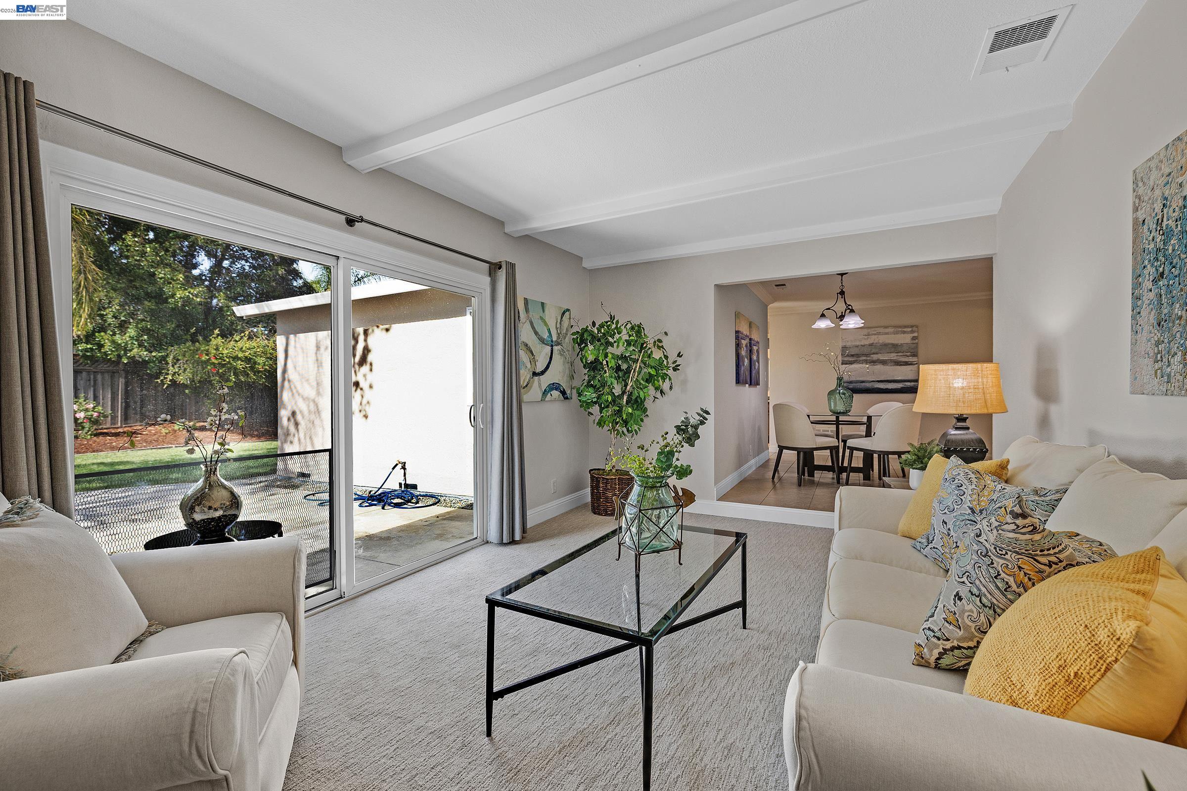 Detail Gallery Image 13 of 27 For 4061 Holland Dr, Pleasanton,  CA 94588 - 3 Beds | 2 Baths