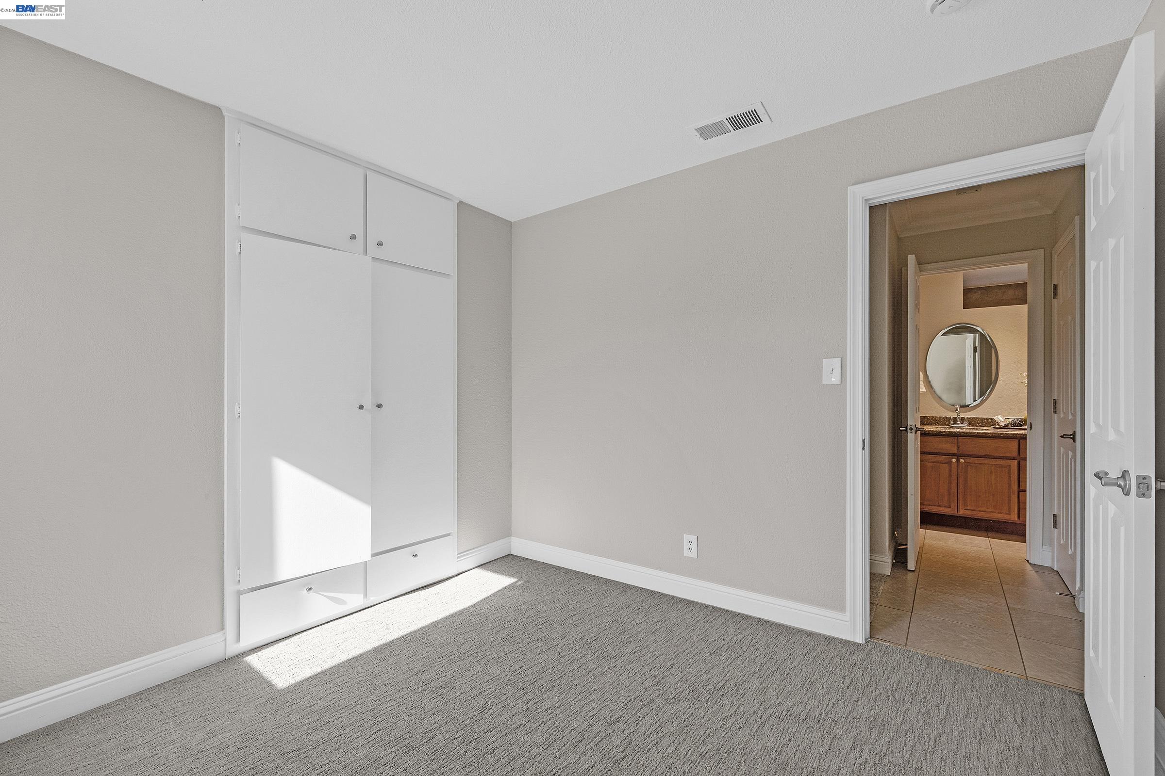 Detail Gallery Image 15 of 27 For 4061 Holland Dr, Pleasanton,  CA 94588 - 3 Beds | 2 Baths