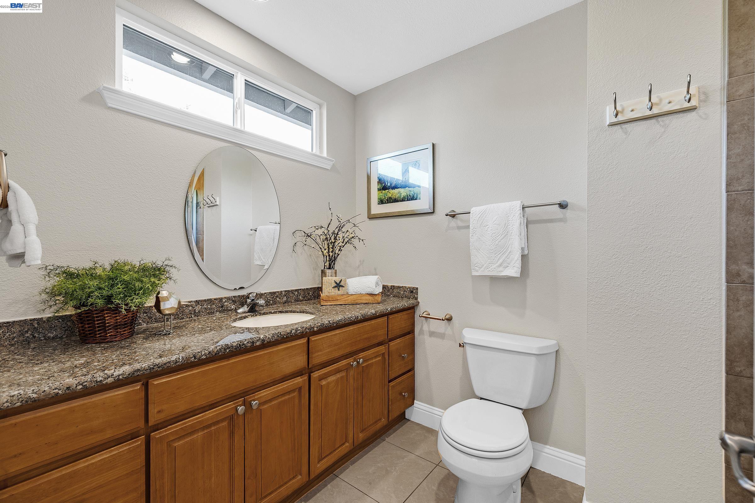 Detail Gallery Image 20 of 27 For 4061 Holland Dr, Pleasanton,  CA 94588 - 3 Beds | 2 Baths