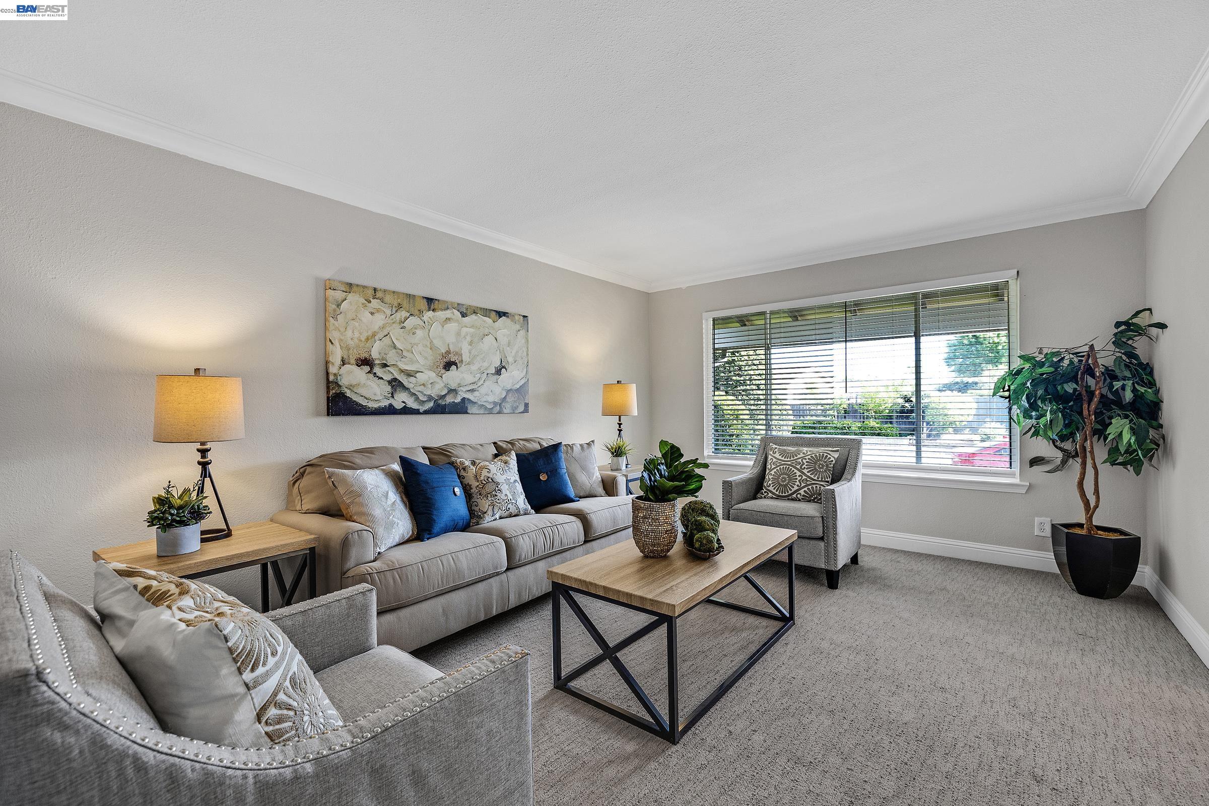 Detail Gallery Image 5 of 27 For 4061 Holland Dr, Pleasanton,  CA 94588 - 3 Beds | 2 Baths