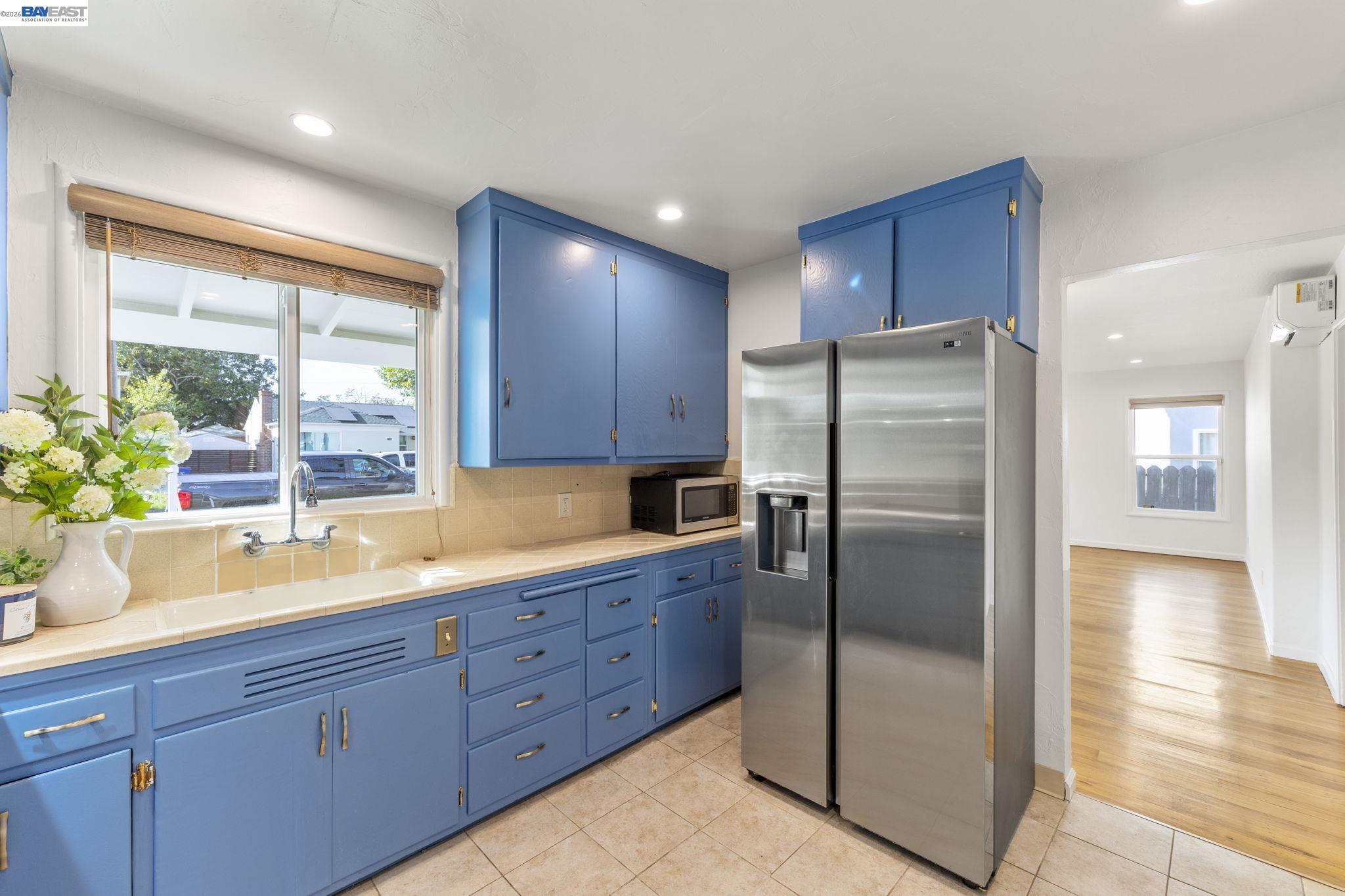 Detail Gallery Image 14 of 34 For 1726 137th Ave, San Leandro,  CA 94578 - 2 Beds | 1 Baths