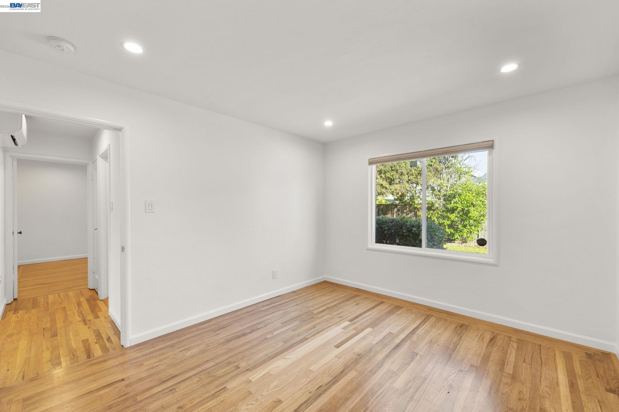 Detail Gallery Image 17 of 34 For 1726 137th Ave, San Leandro,  CA 94578 - 2 Beds | 1 Baths