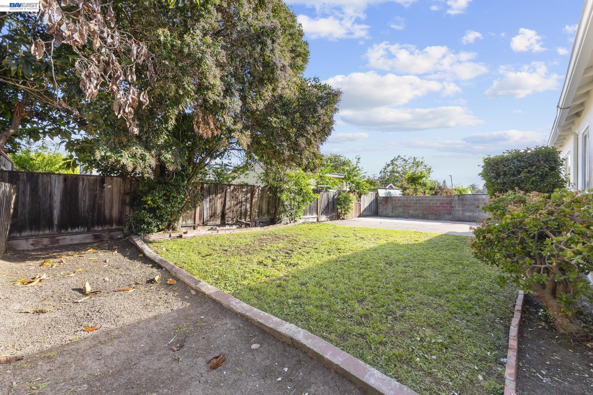 Detail Gallery Image 30 of 34 For 1726 137th Ave, San Leandro,  CA 94578 - 2 Beds | 1 Baths