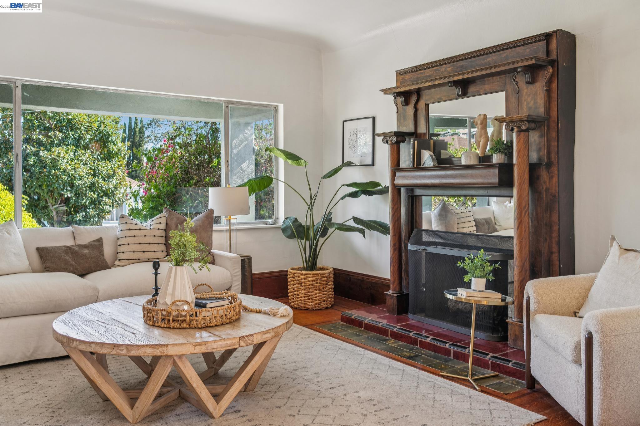 Detail Gallery Image 16 of 58 For 2063 Rosedale Ave, Oakland,  CA 94601 - – Beds | – Baths