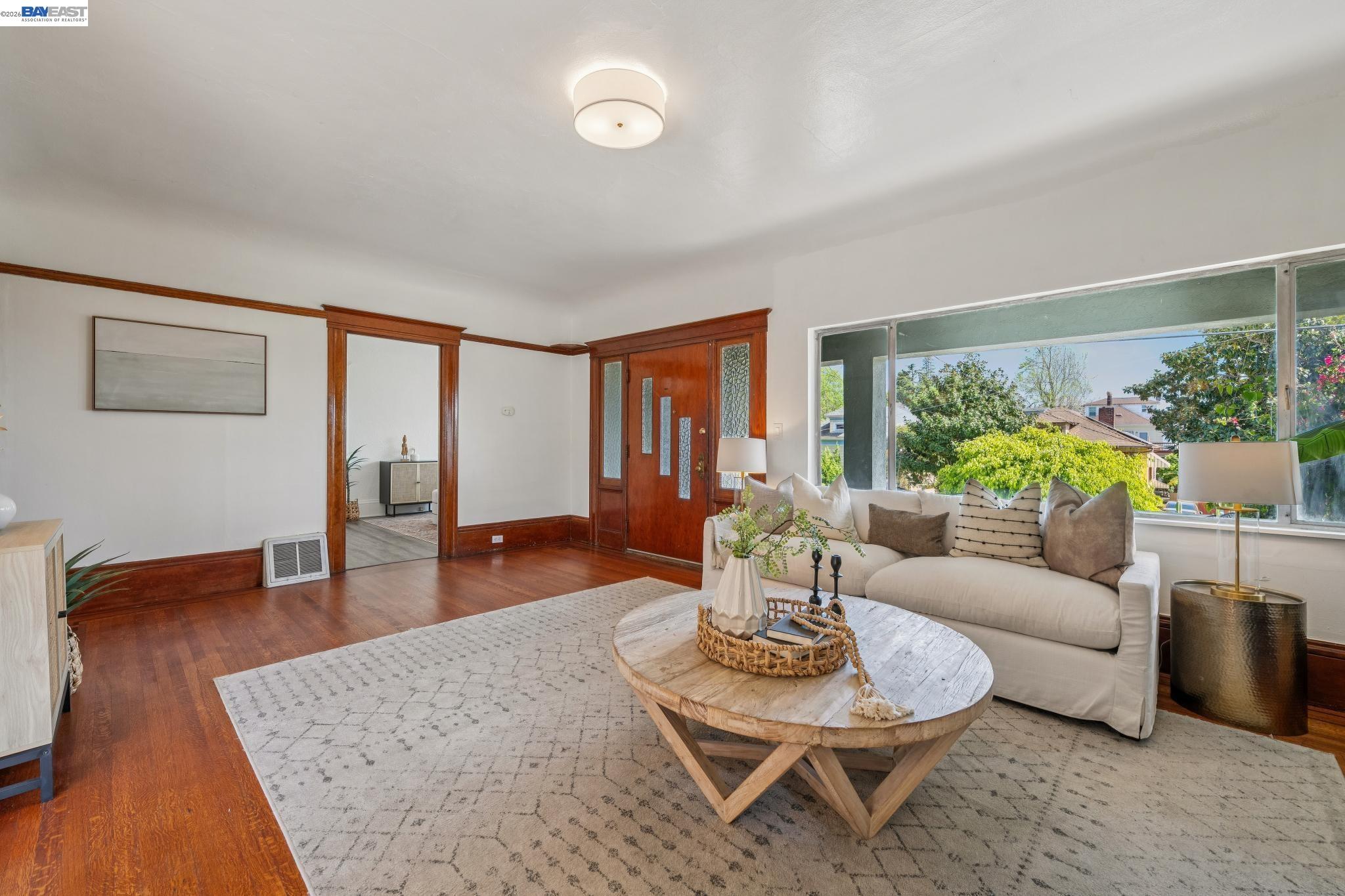 Detail Gallery Image 19 of 58 For 2063 Rosedale Ave, Oakland,  CA 94601 - – Beds | – Baths