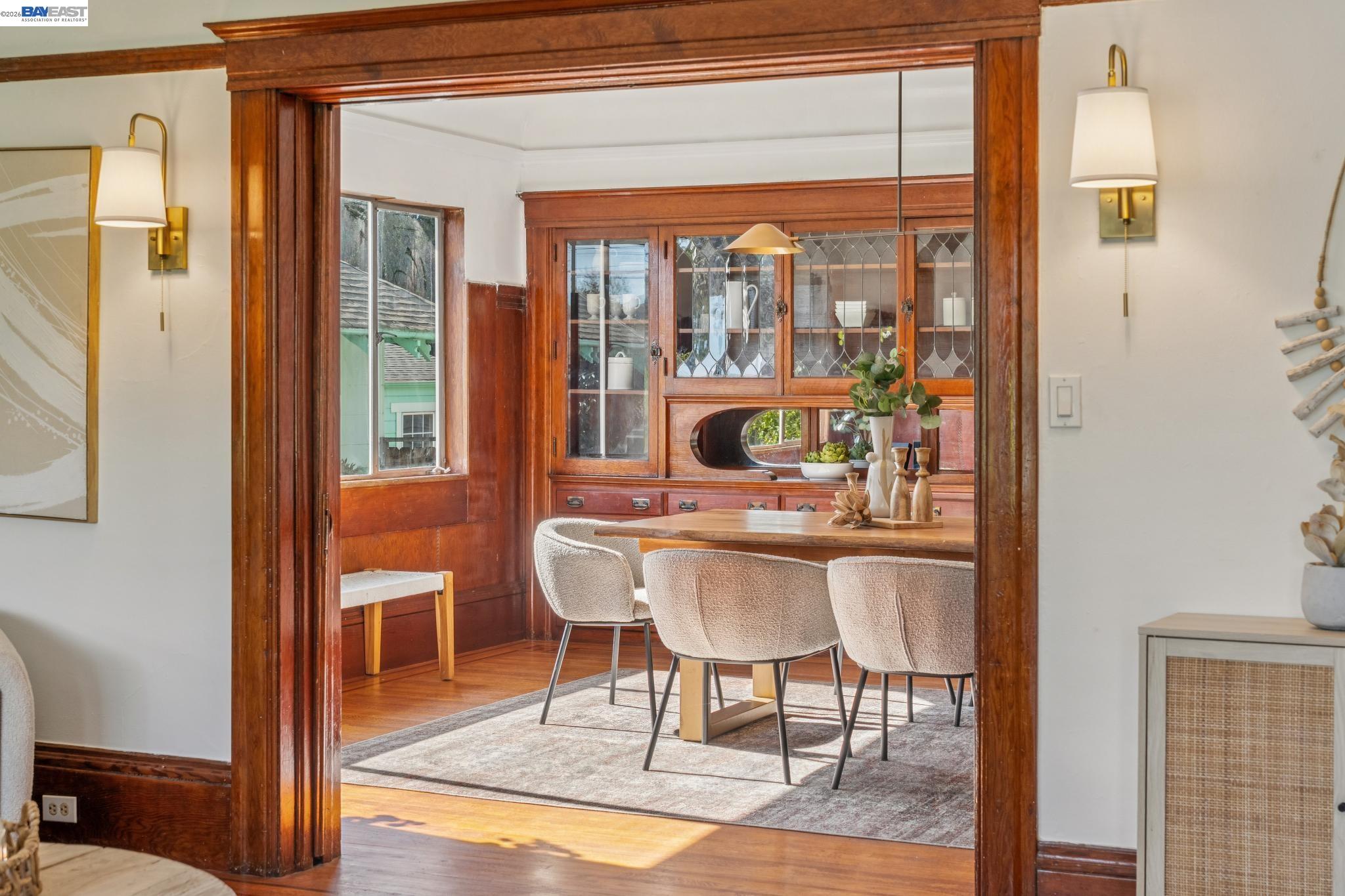 Detail Gallery Image 3 of 58 For 2063 Rosedale Ave, Oakland,  CA 94601 - – Beds | – Baths