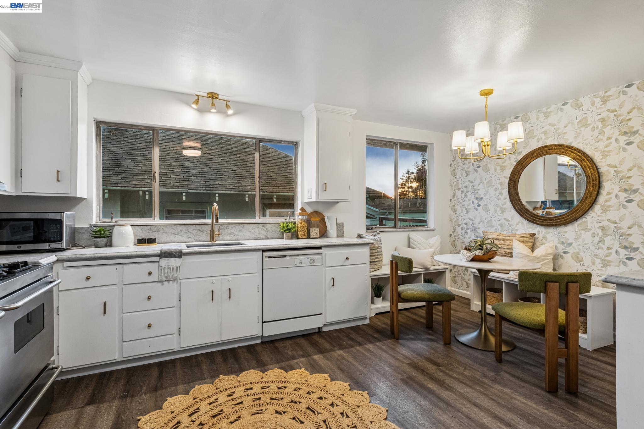 Detail Gallery Image 29 of 58 For 2063 Rosedale Ave, Oakland,  CA 94601 - – Beds | – Baths