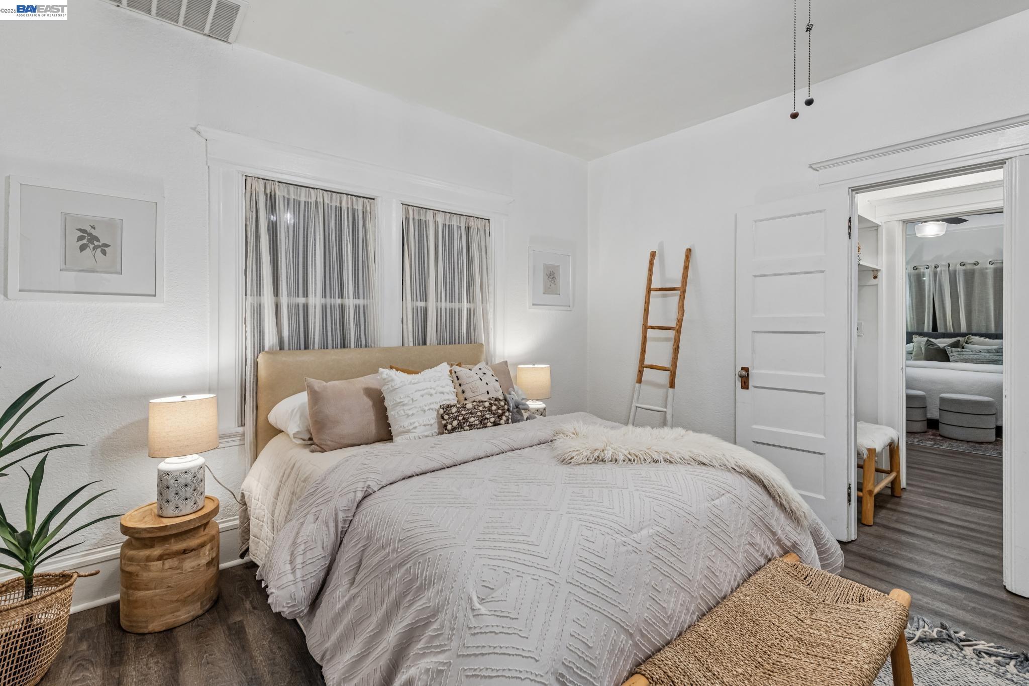 Detail Gallery Image 36 of 58 For 2063 Rosedale Ave, Oakland,  CA 94601 - – Beds | – Baths