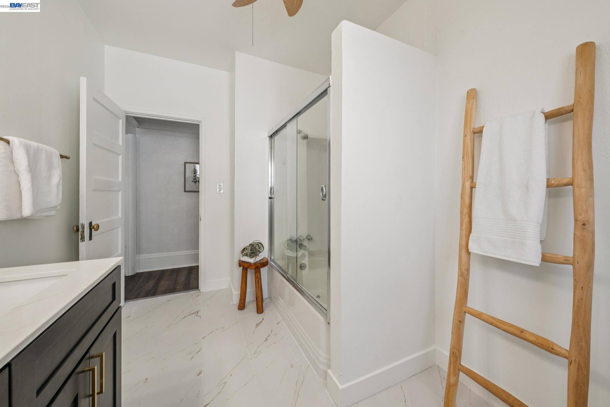 Detail Gallery Image 43 of 58 For 2063 Rosedale Ave, Oakland,  CA 94601 - – Beds | – Baths