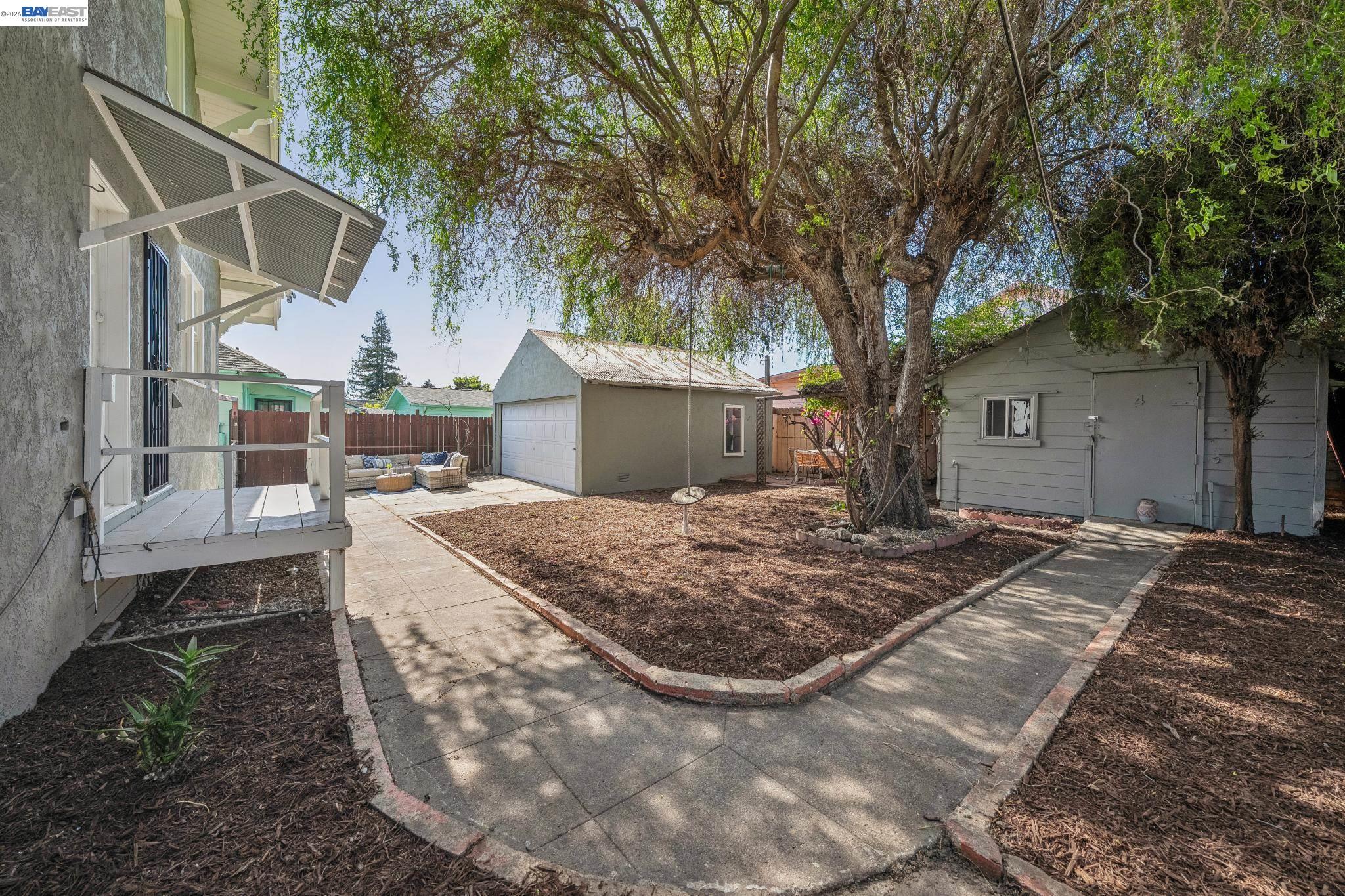 Detail Gallery Image 50 of 58 For 2063 Rosedale Ave, Oakland,  CA 94601 - – Beds | – Baths